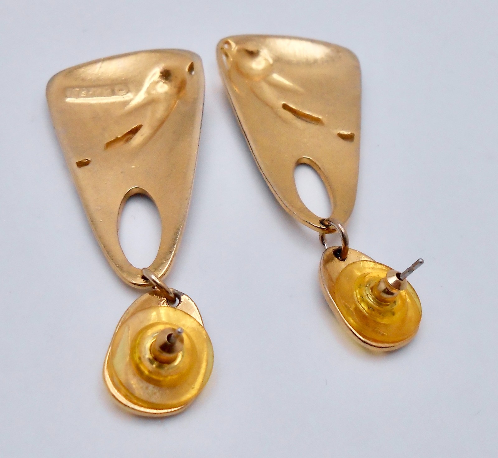 Vintage EDGAR BEREBI Signed Black Enamel Dangle Drop Pierced Post Earrings E50