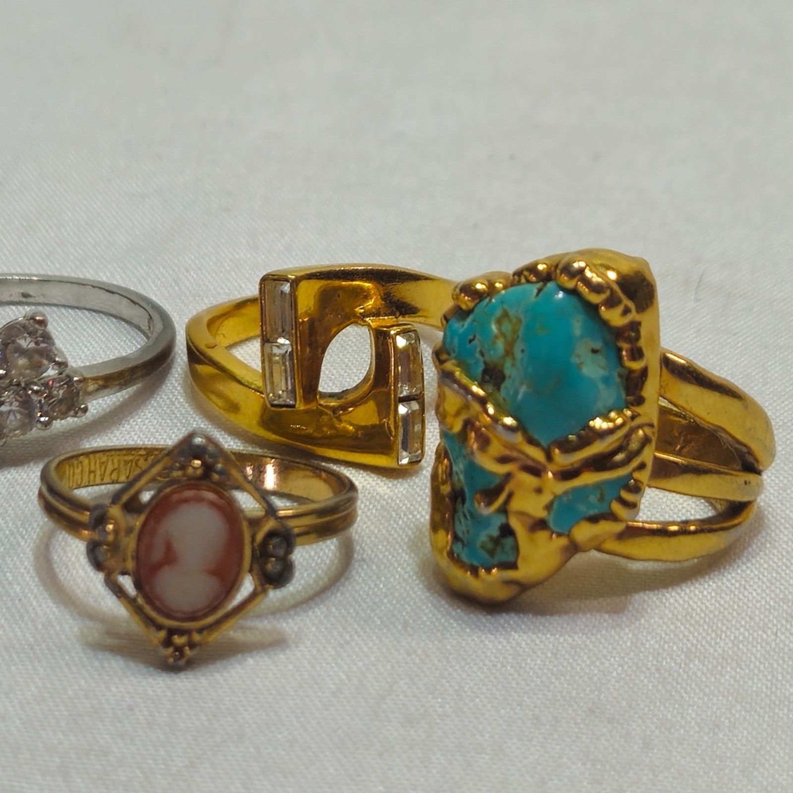 Vintage 6 Pc Assorted Avon & Unsigned Ring Lot Jewelry Mixed Styles and Sizes