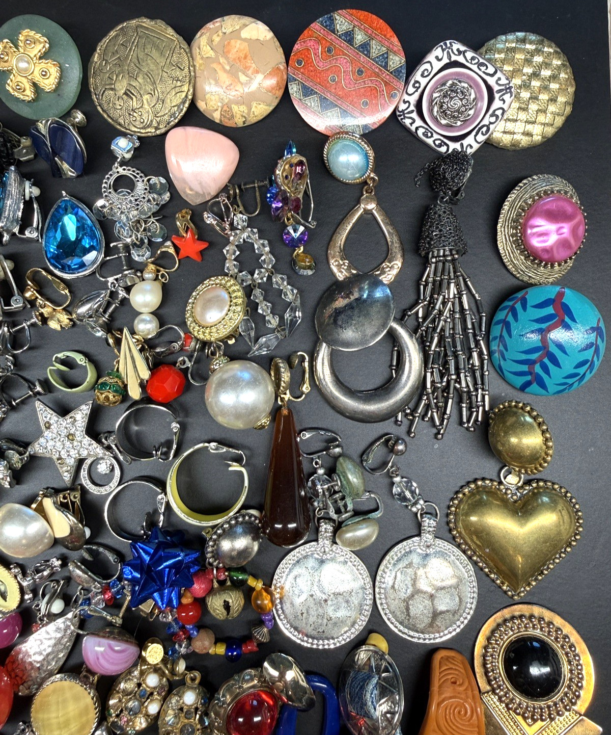 220 Pcs Vintage Clip On Screw Back Single Earrings Lot Junk Craft Repair