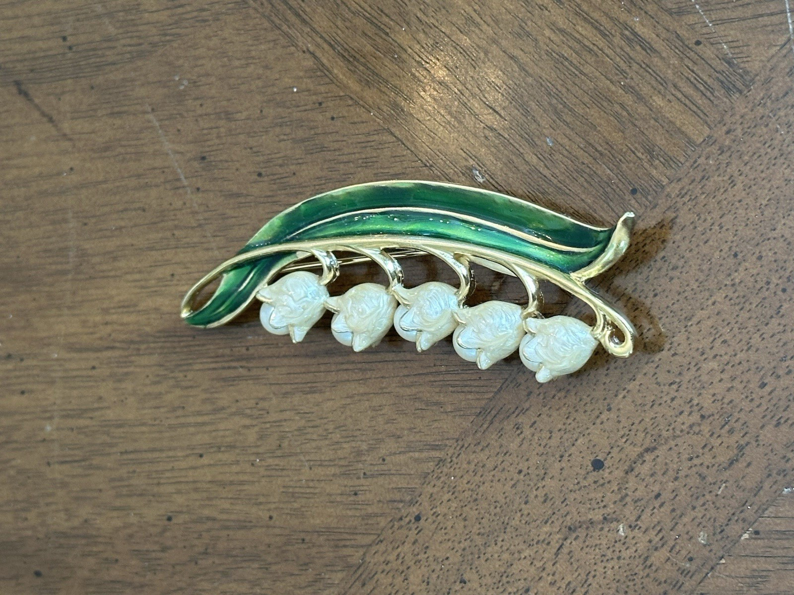 Vintage Richelieu Green Enamel Faux Pearl Lily of the Valley Flower Brooch New!