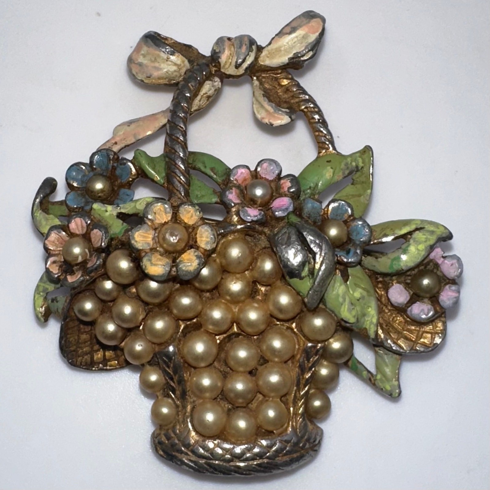Vintage 1940s silver tone faux pearls multicolor flowers floral basket brooch