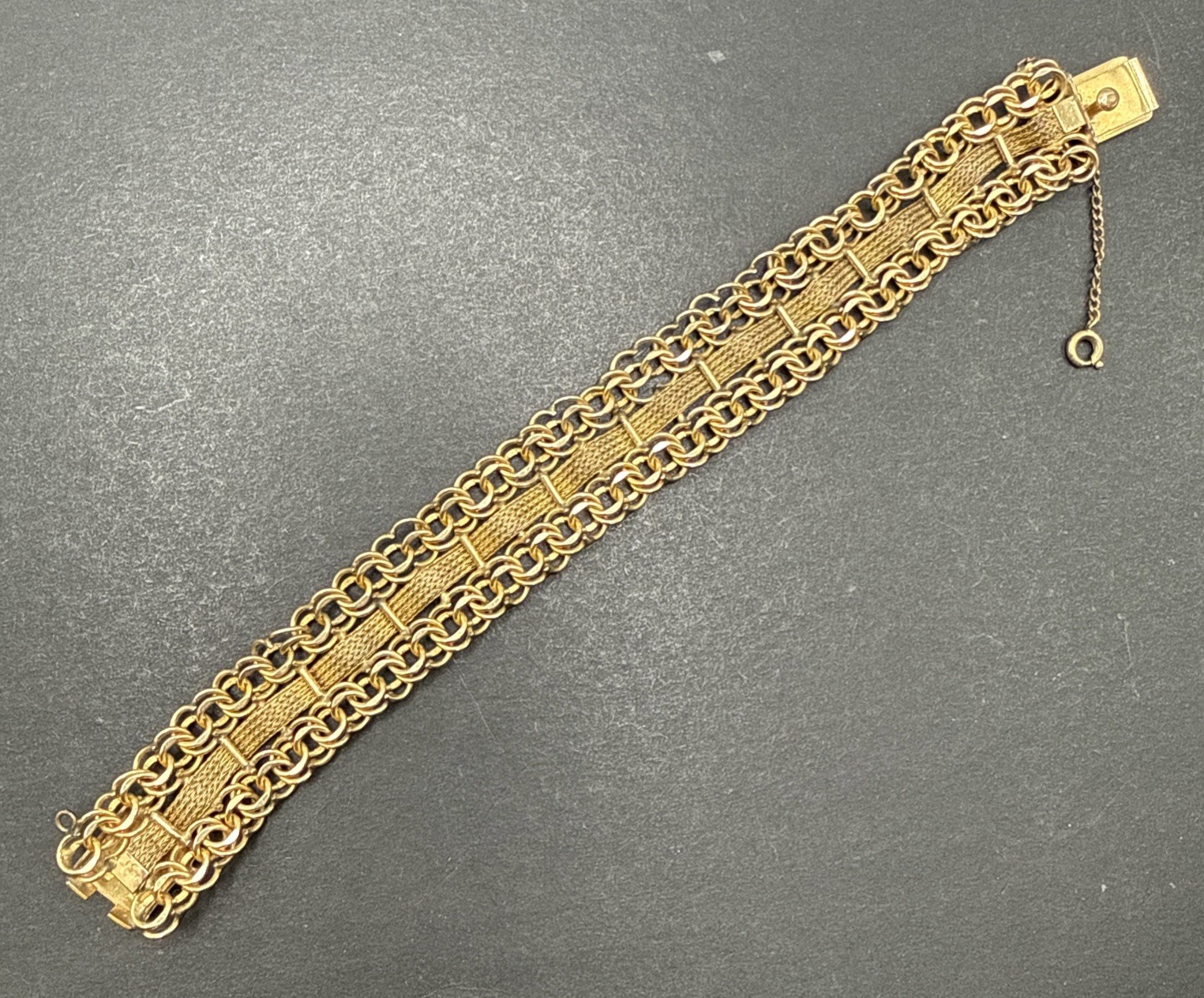 1/20 12k Gold Filled American Signed Bracelet 7” 21.8g J99