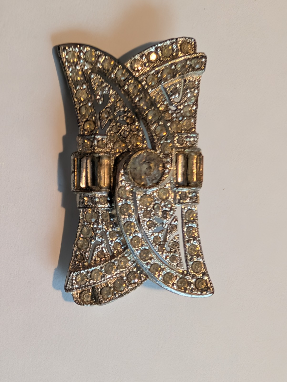 Vtg Little Nemo Purse Brooch Silver Tone Pot Metal Rhinestones Signed L/N NICE!