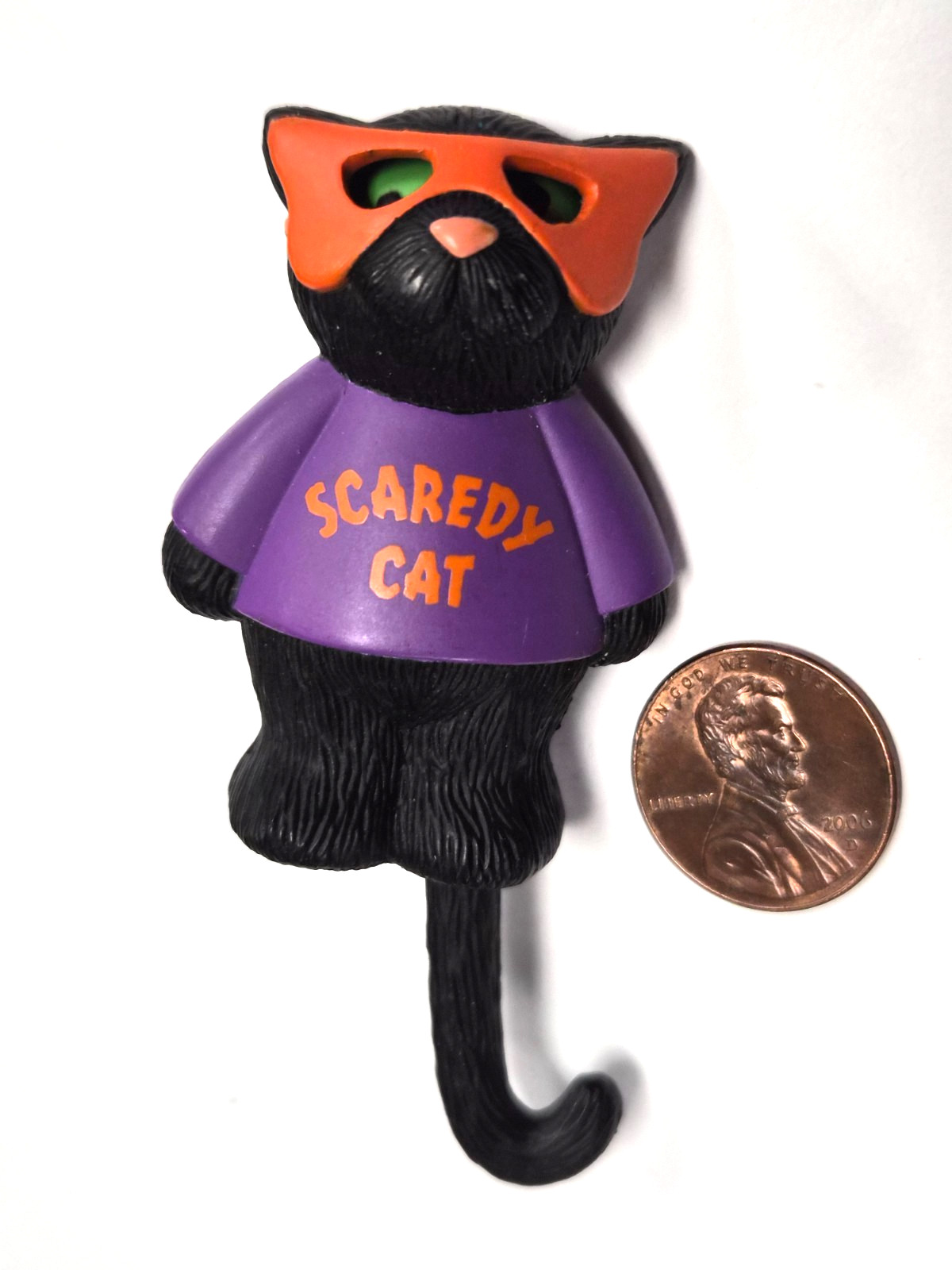 Vintage 90s Hallmark Cards Halloween SCAREDY CAT Moving Eyes & Tail Pin / Brooch