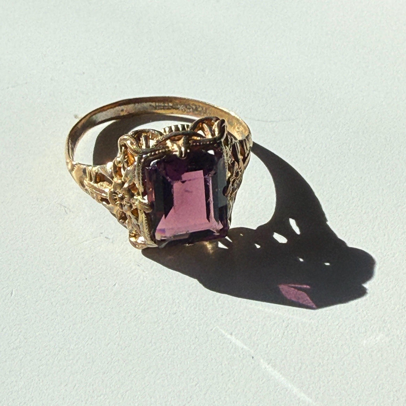 Vintage Uncas Glass Ring Gold Plated Brass Mounted w Glass Stone Filigree