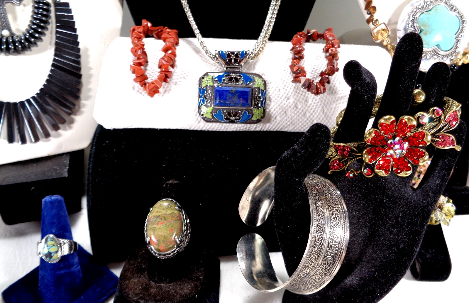 Chunky Mix Blue Red Rhinestone Figural Stone Necklace Bracelet 22 Pc Jewelry Lot
