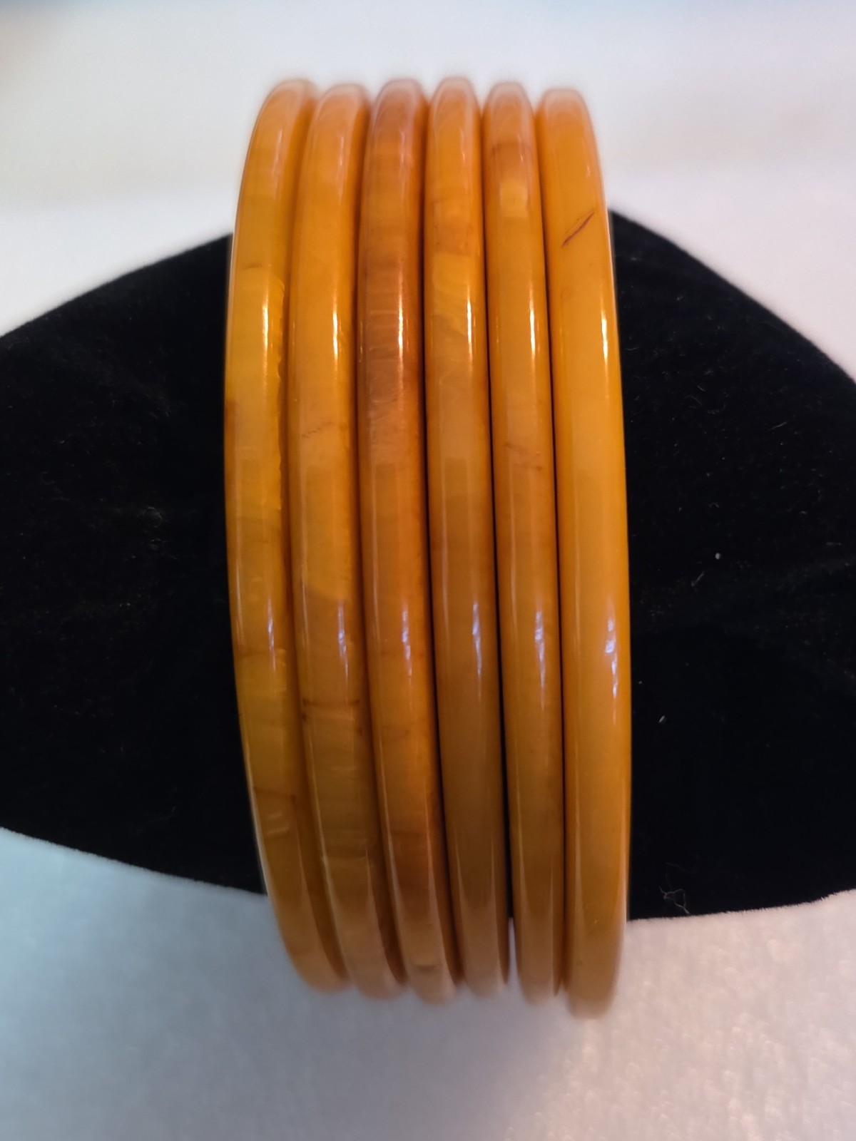 6 Vintage Bakelite Bangle Bracelets. Marbled Butterscotch Swirl Color. Tested