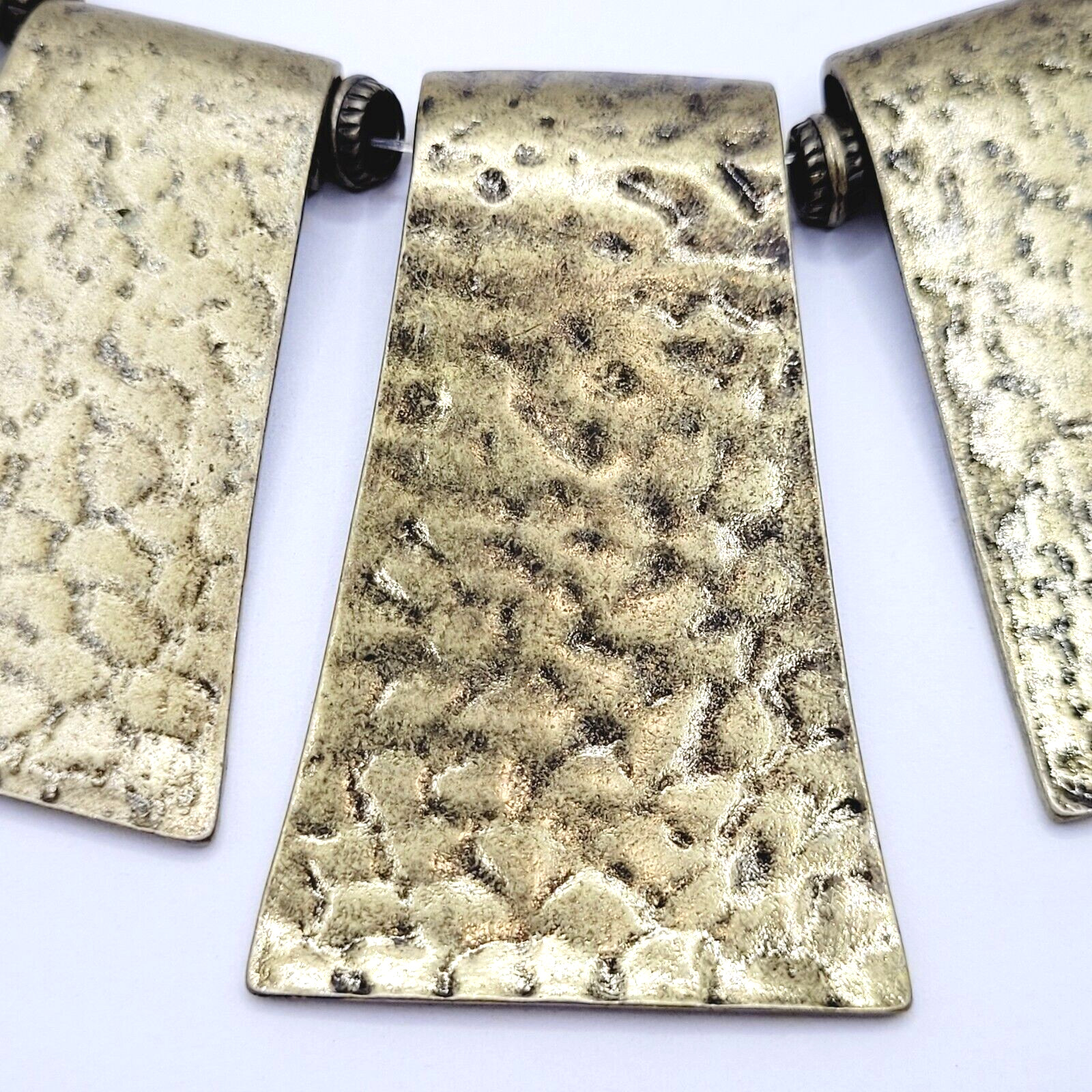 Exotic Hammered Style 5 Metal Plate Bib Necklace Brutalist Cleopatra Look 21 In