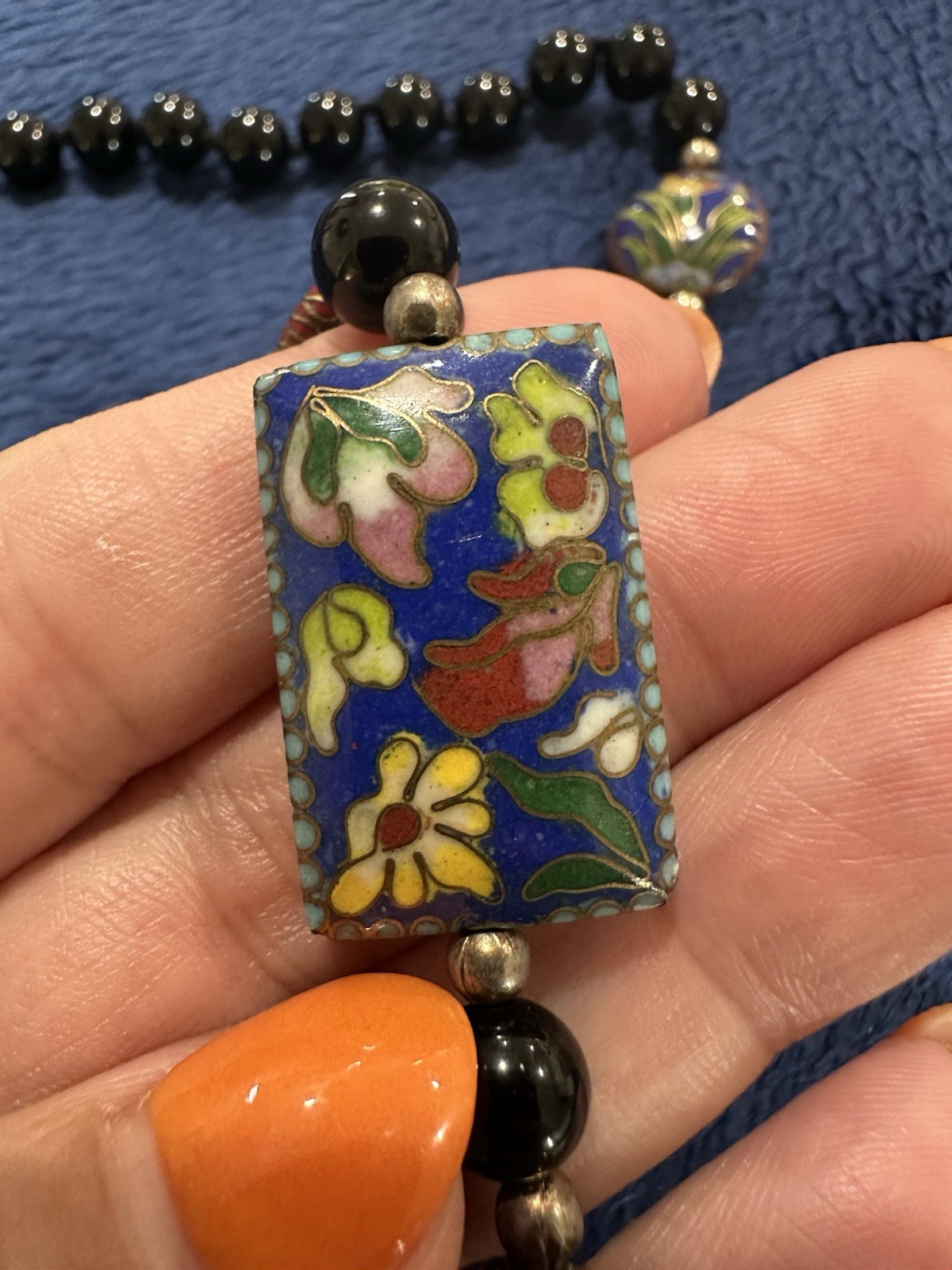 Vtg Chinese Floral Cloisonné Black Onyx Gilt Silver Clasp Necklace, 25in Long
