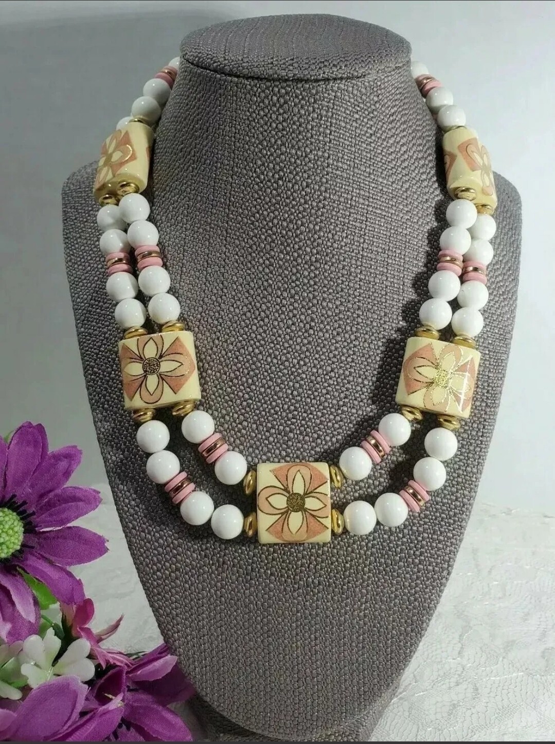 VTG Floral Lucite Bead NECKLACE 2 Strand Cream White Pink GoldTone Japan Stamped
