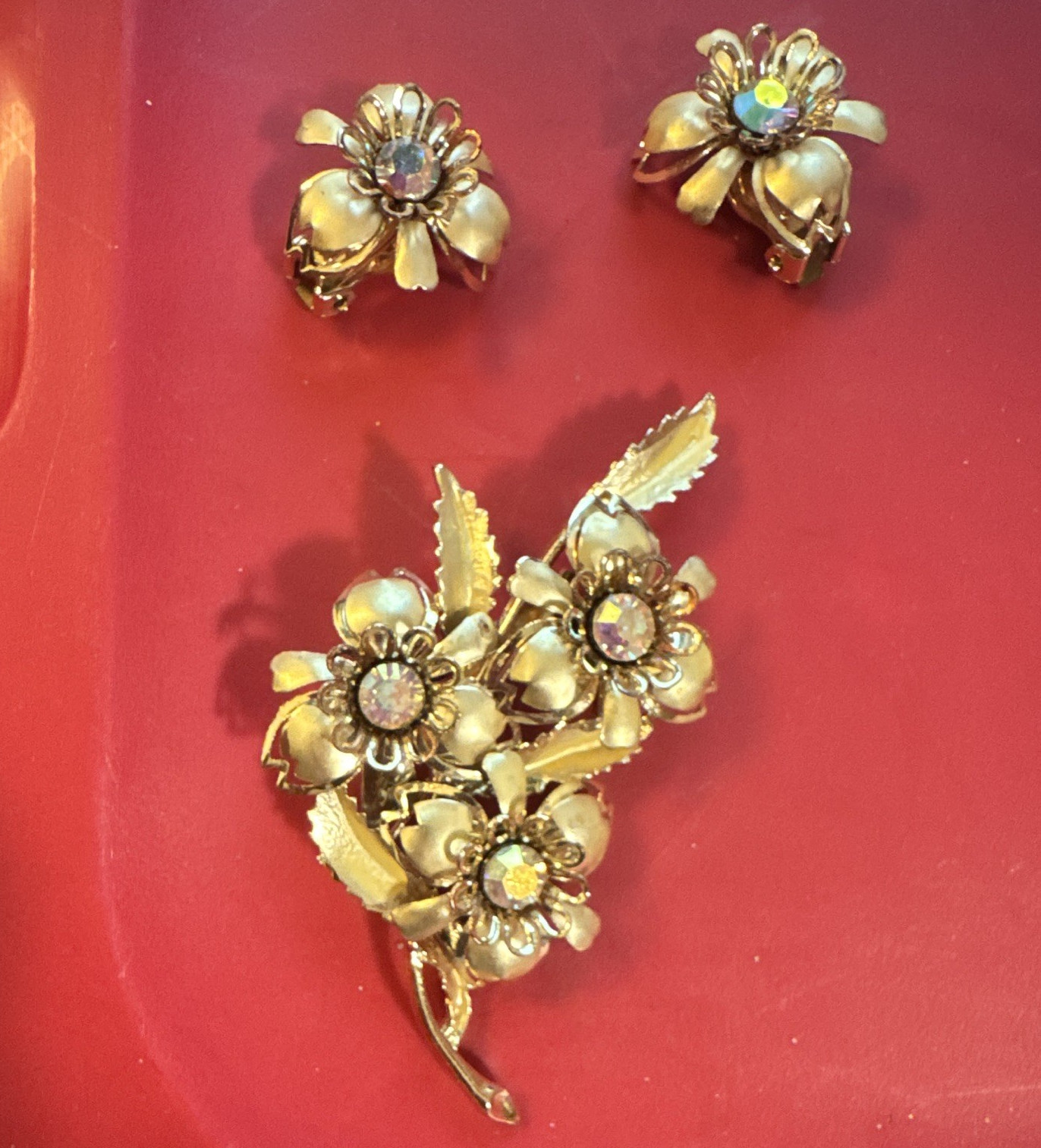 Floral Gold Tone Rhinestone Brooch Pin & Matching Clip-On Earrings Set