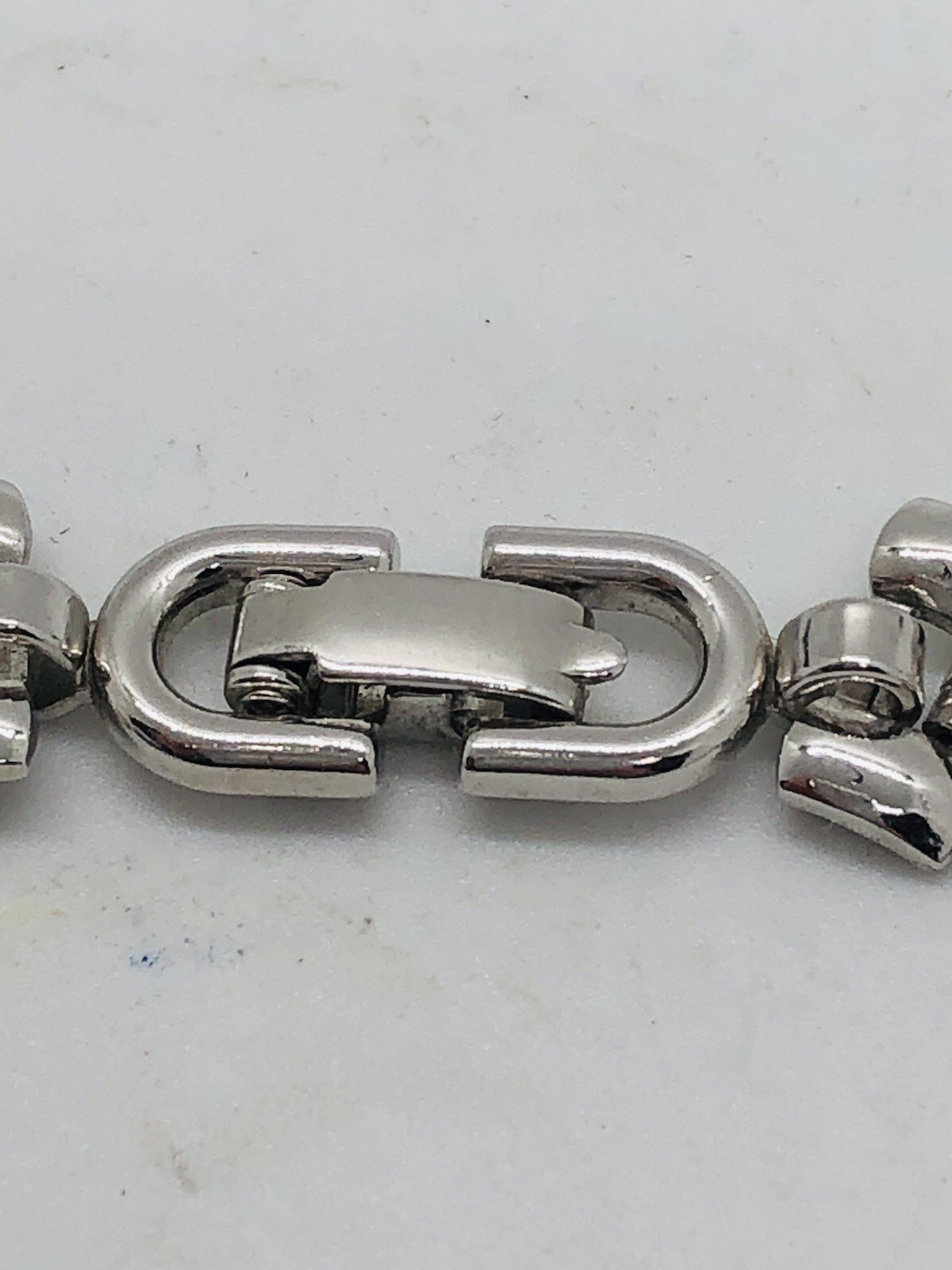 Monet silvertone panther link chain choker necklace 16 inch vintage