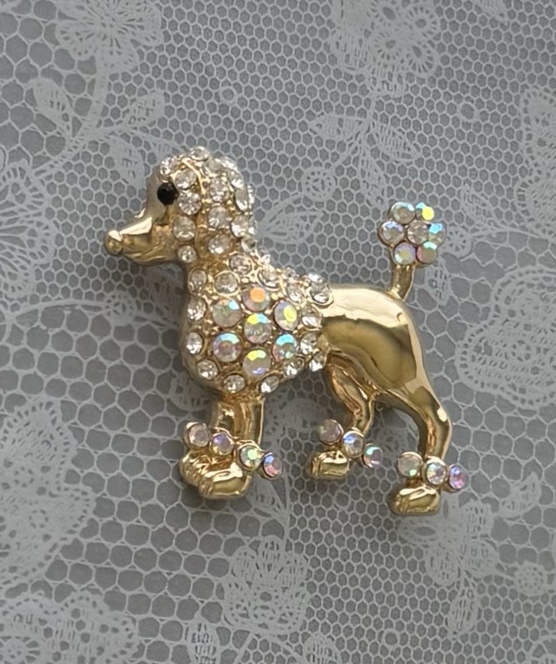 Poodle brooch pin / gold tone metal w/ cystals