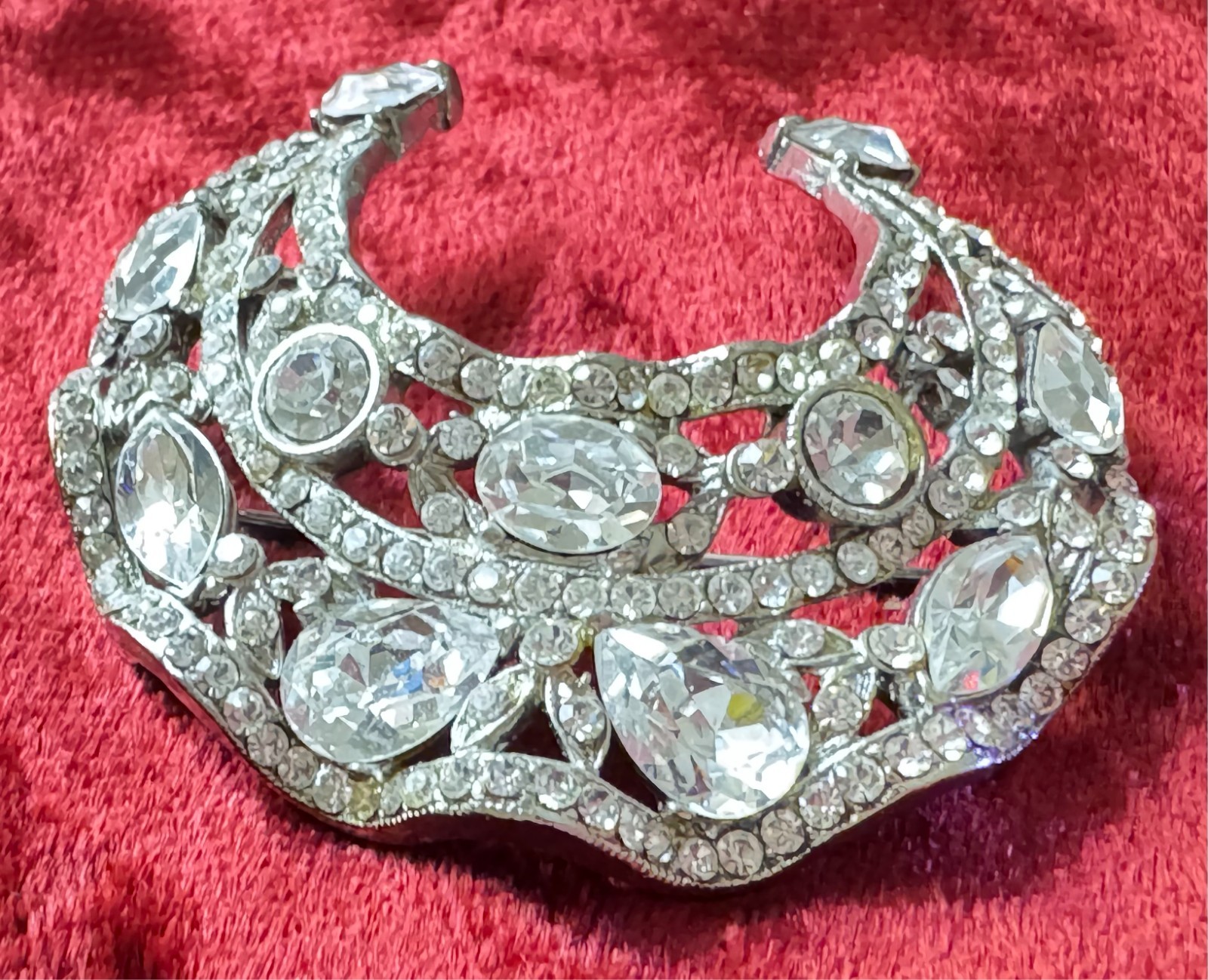 Vintage Barrera Crescent Moon-shaped Brooch Pin with Clear Sparkling Rhinestones
