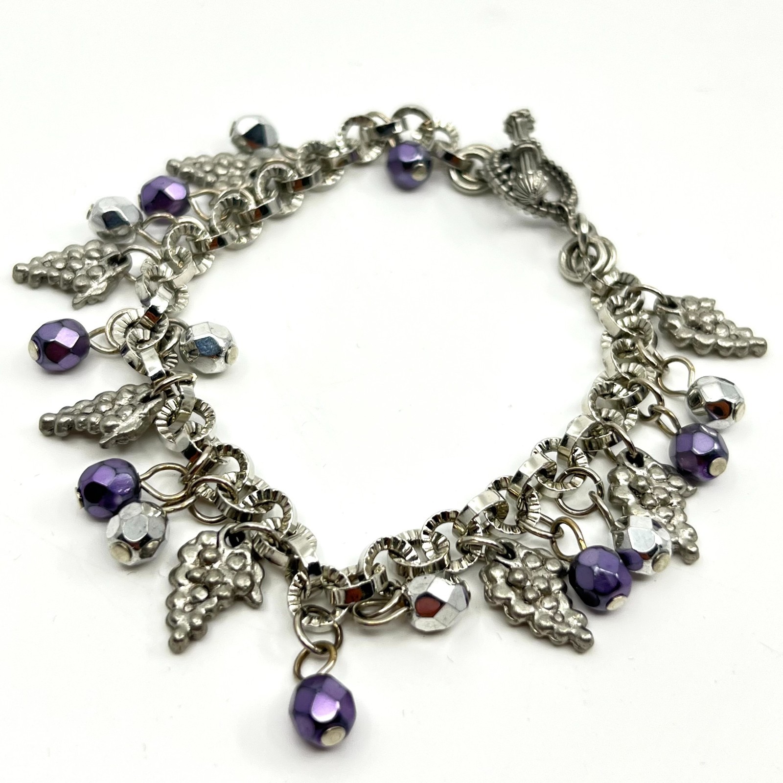 Vintage Silver Tone Purple Grape Cluster Charm Bracelet Toggle Boho Y2K 7.25″