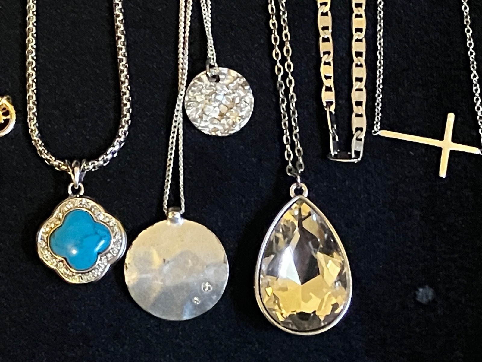 Lot Of 10 Vintage to Now Dainty Pendant Necklaces Jewelry