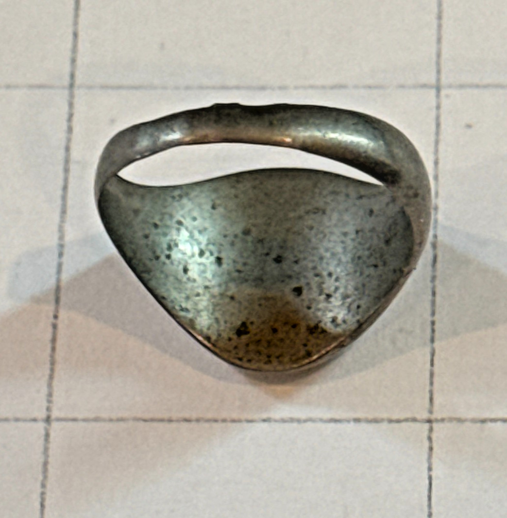 Vintage Two-Tone Signet Ring – Hand Engraved RN Monogram – Brass Insert & Nickel