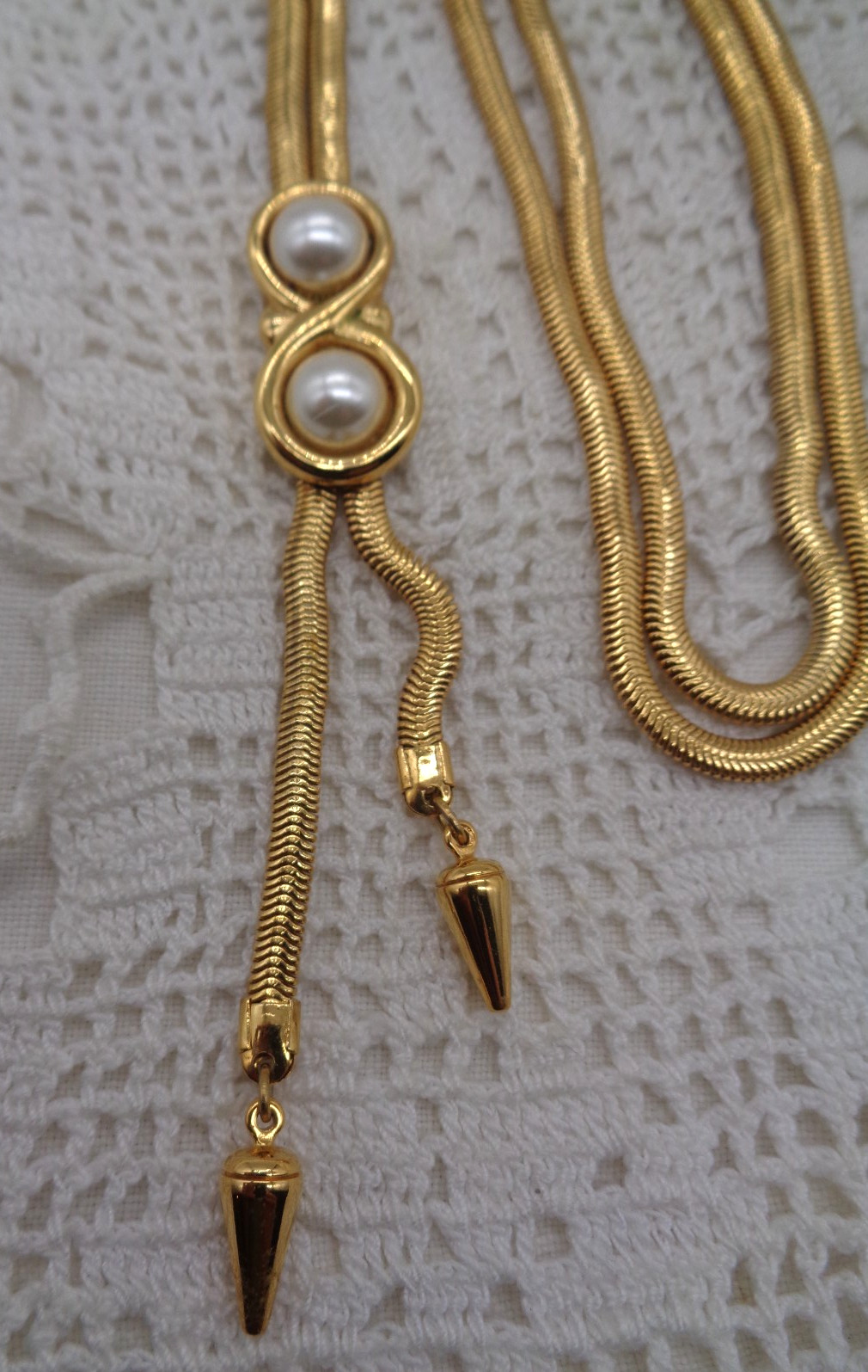 Vintage NAPIER Gold Tone Snake Chain Faux Pearl Lariat NECKLACE