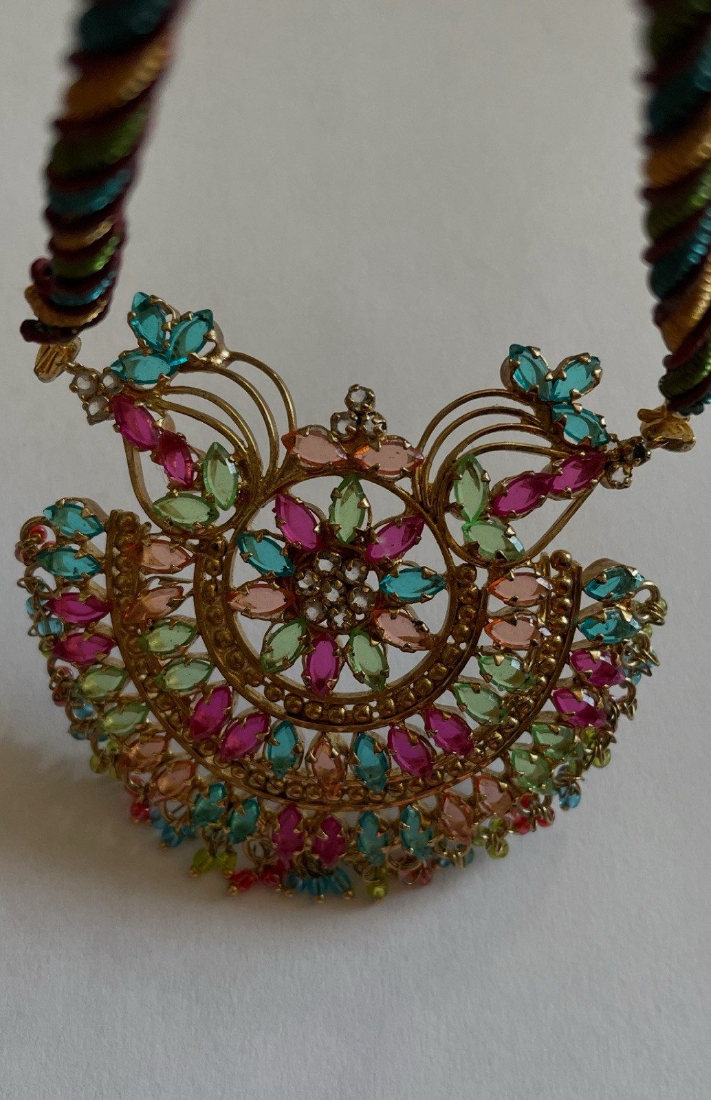 Vintage India Jadau Kundan Style Bollywood Gold Tone Bib Necklace