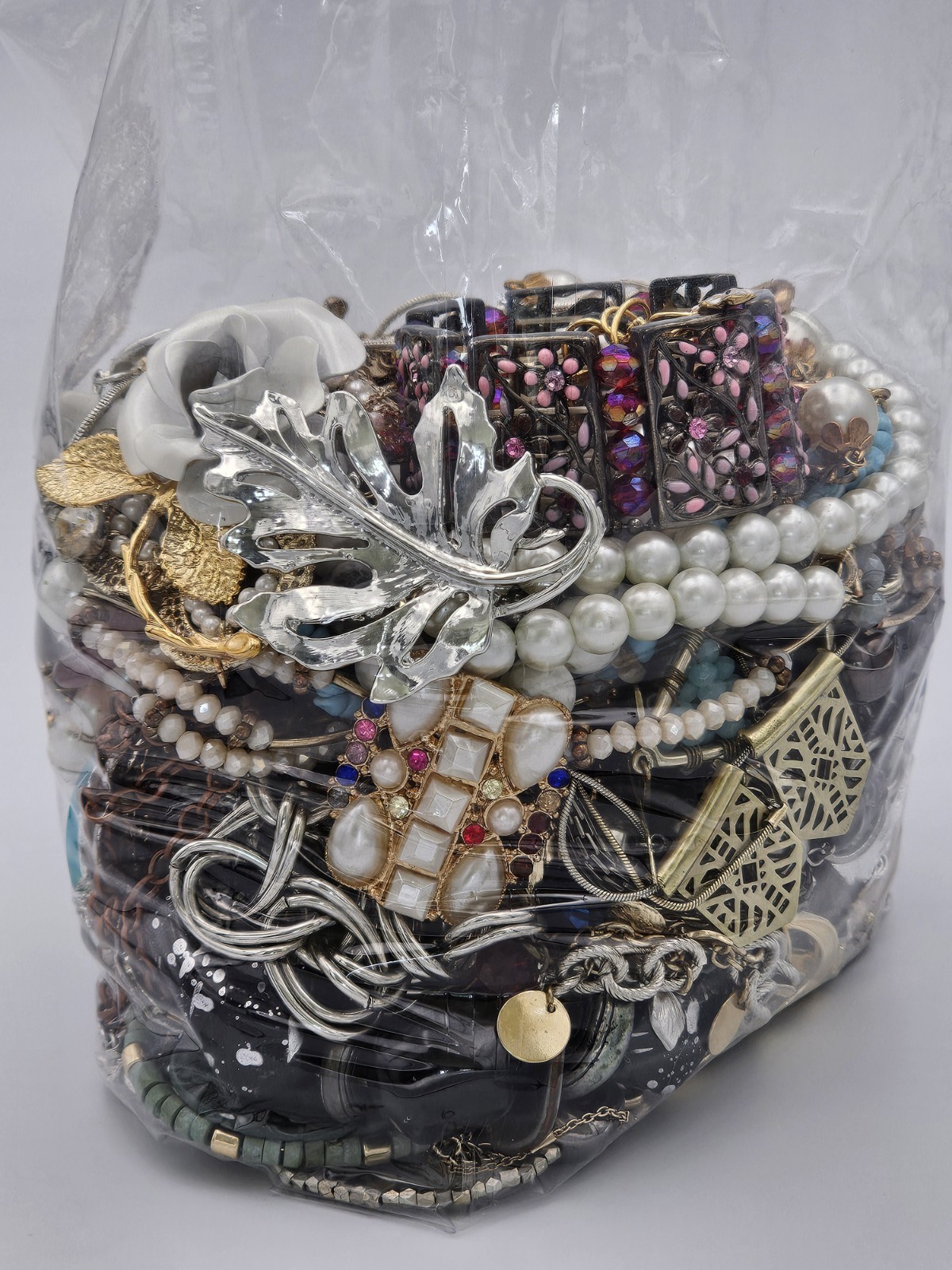 Mixed Wearable Jewelry Lot 26B Bag Vintage to Modern All Wearable 3 Lb 6 oz