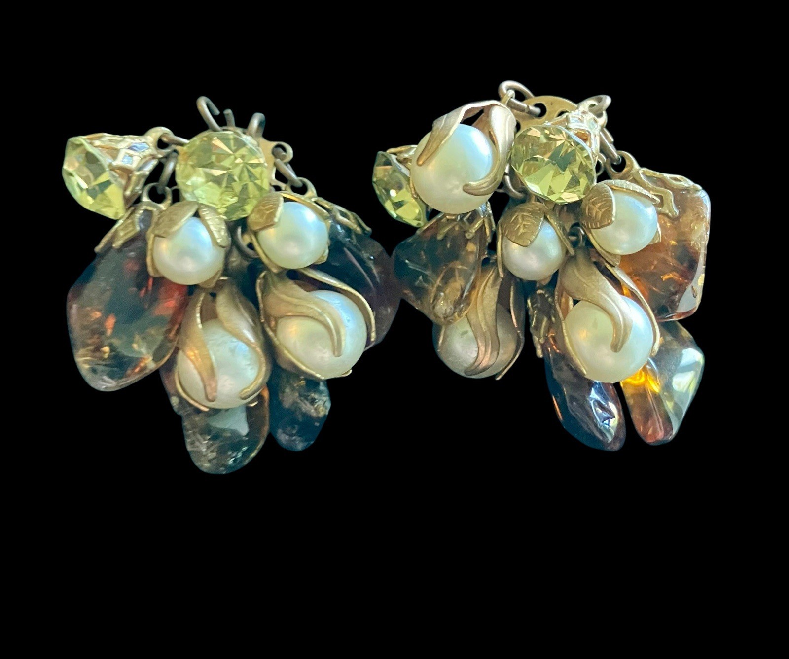 Vintage Autumn Colored Clip Earrings Polished Stone Faux Pearl Amber Gold Tone
