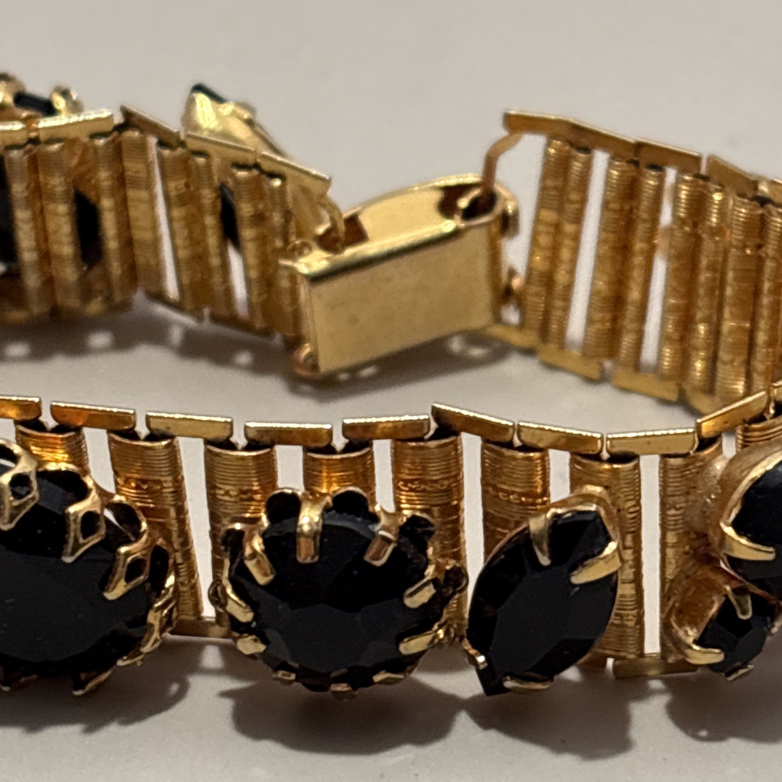 Vintage 1950’s Black Onyx Faceted Crystal Link Bracelet Fit a 6.5” Wrist. J-41