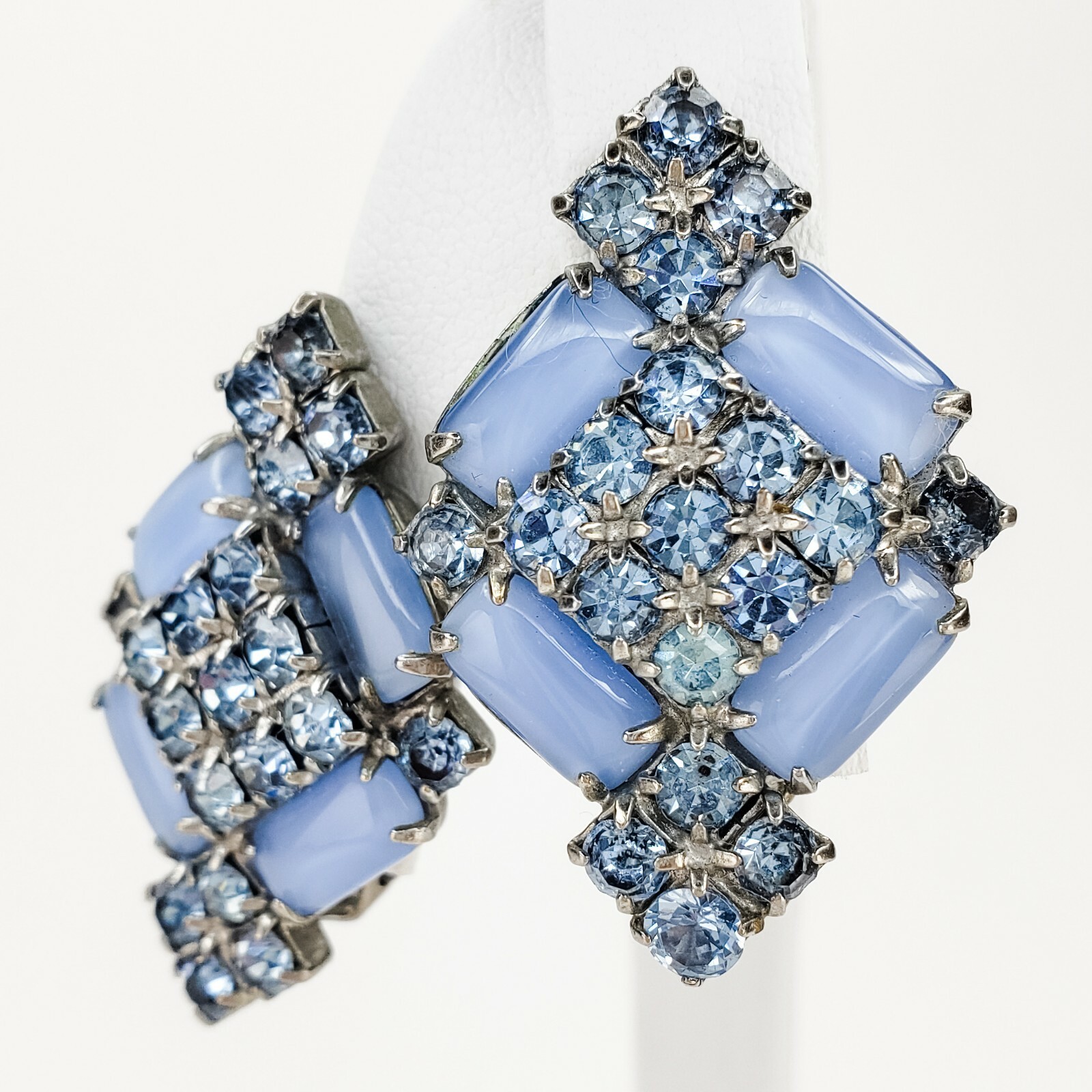 Vintage Blue Prong Set Rhinestone Clip On Earrings