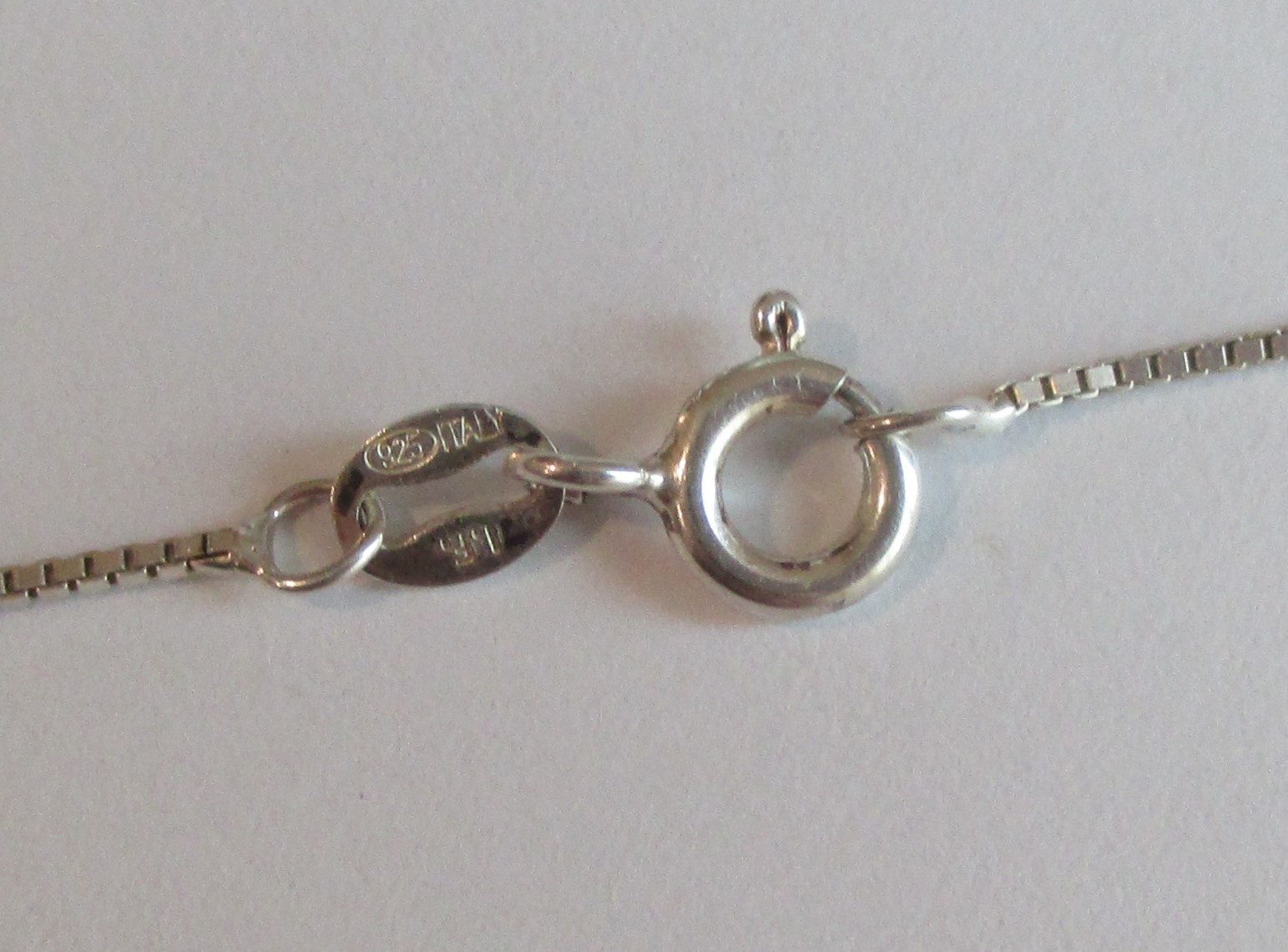 22in 2.3g ITALY 925 VINTAGE STERLING SILVER BOX CHAIN NECKLACE