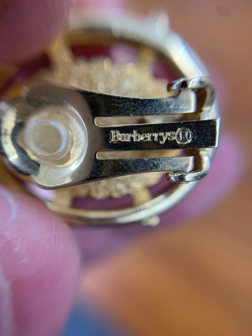 Excellent Burberrys Vintage Cameo Earrings