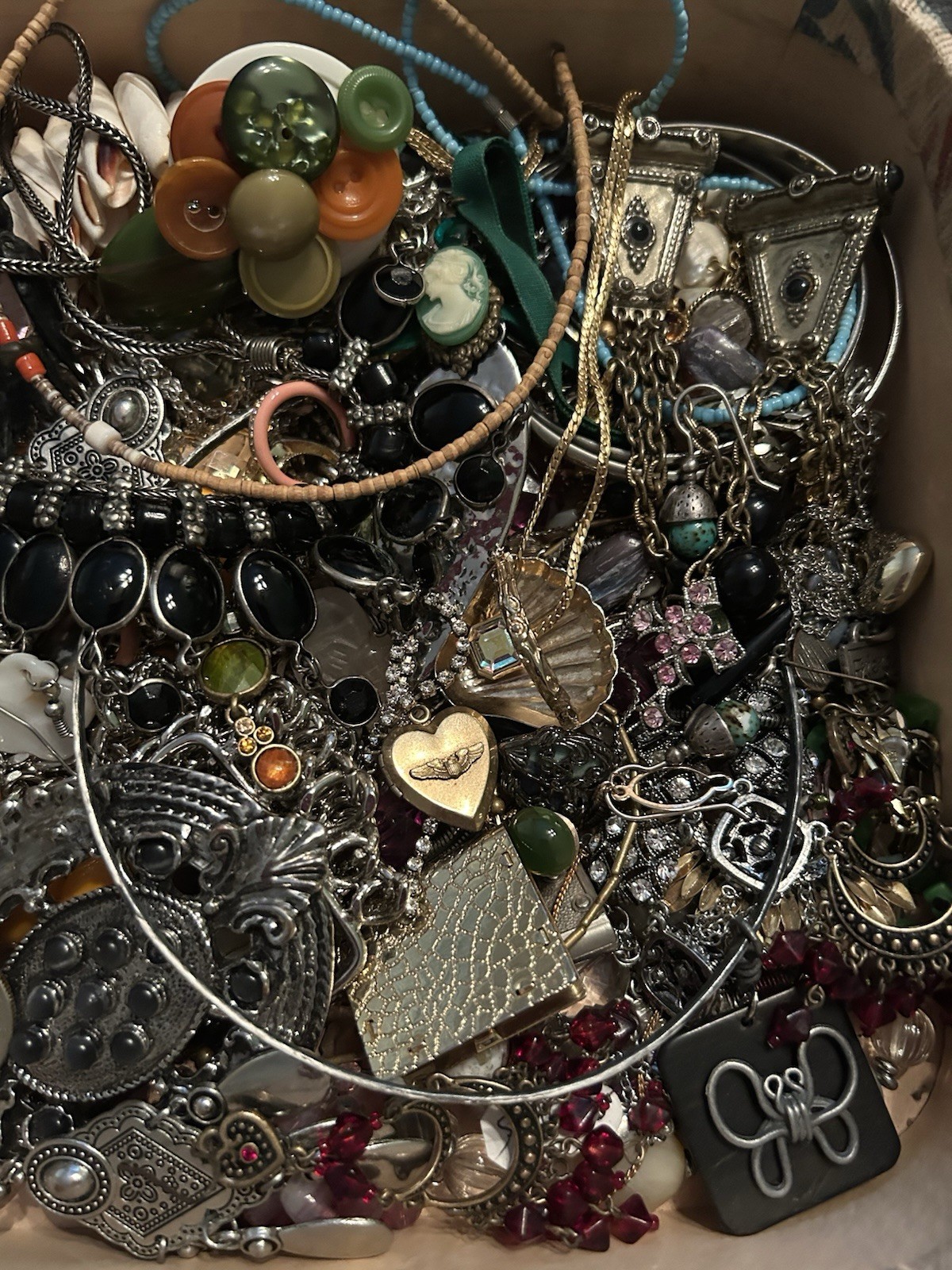 Estate Jewerly Lot Untested Lot #12