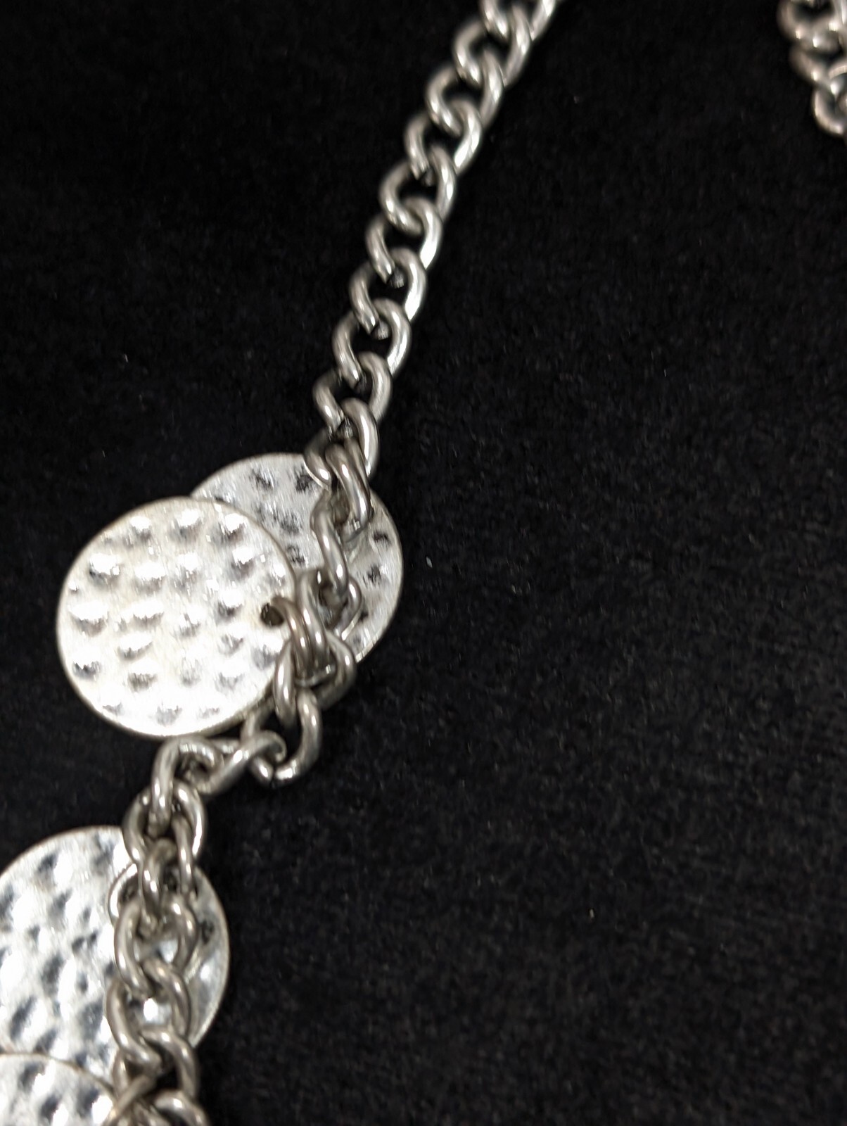 Boho Coastal Hammered Silver Tone Disc Round Charm Chain Necklace 21 in