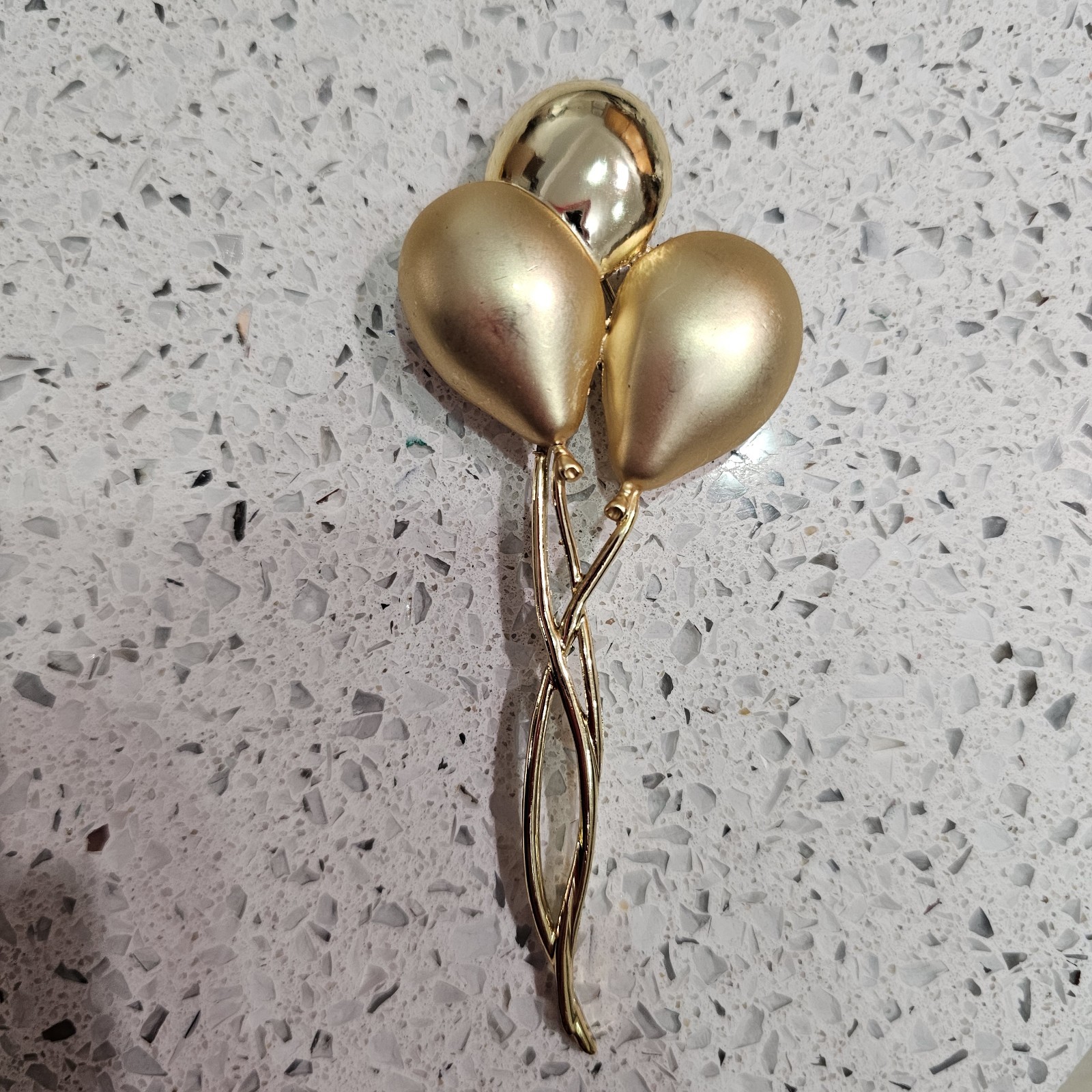 Vintage 10K Gold Plated LARGE BALLOON BROOCH Pin BIRTHDAY ANNIVERSARY RETIREMENT