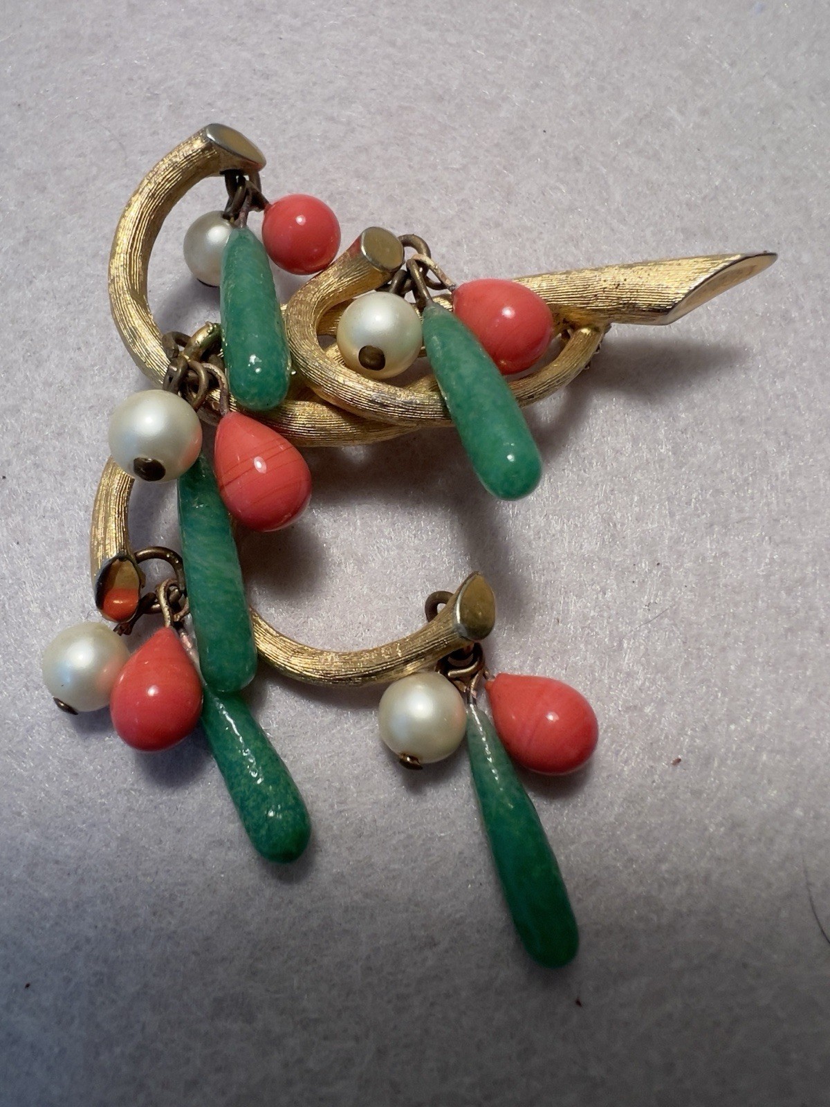Vintage KRAMER Poured Glass & Faux Pearl Dangles “Branches” Brooch 2.5” Long