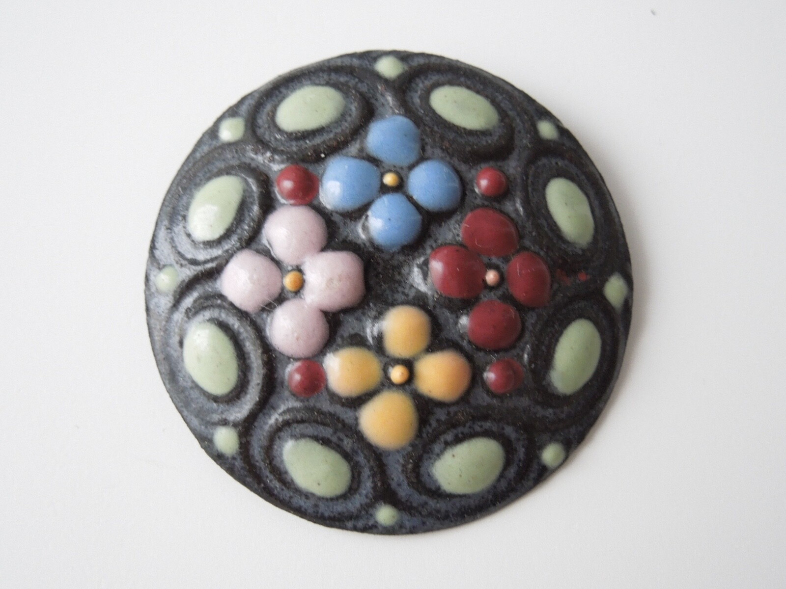 Vintage Brooch Round Enamel Colorful Flowers 7.2 G / Ø 4.1 Cm