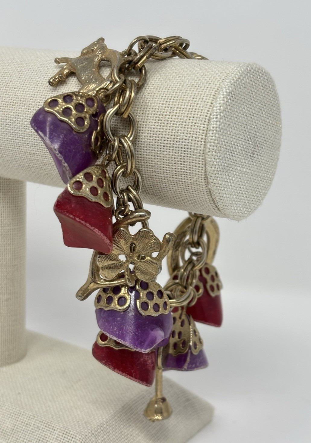 Vintage 60’s Chunky Charm Bracelet Lucky Horse Shoe Racing Purple Red Lucite