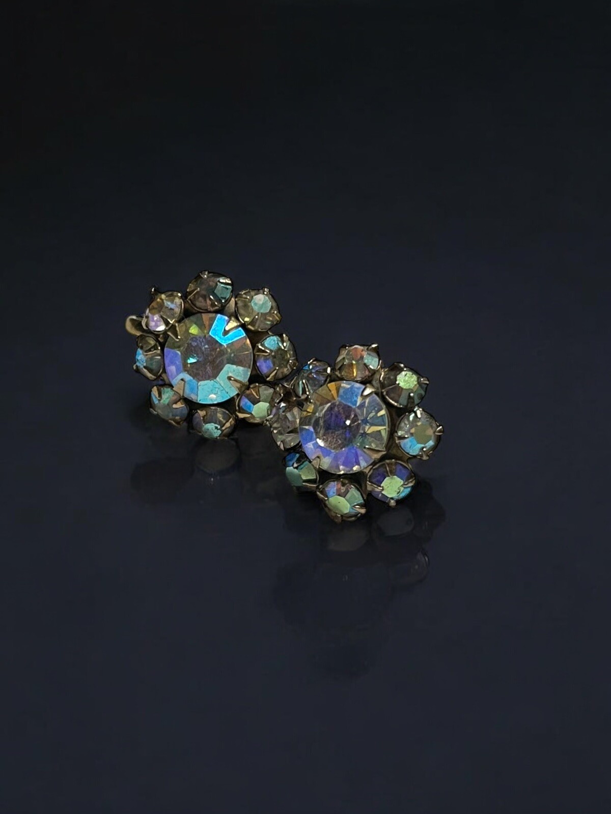 Vintage Aurora Borealis Rhinestone Flower Screw Back Earrings Iridescent Crystal