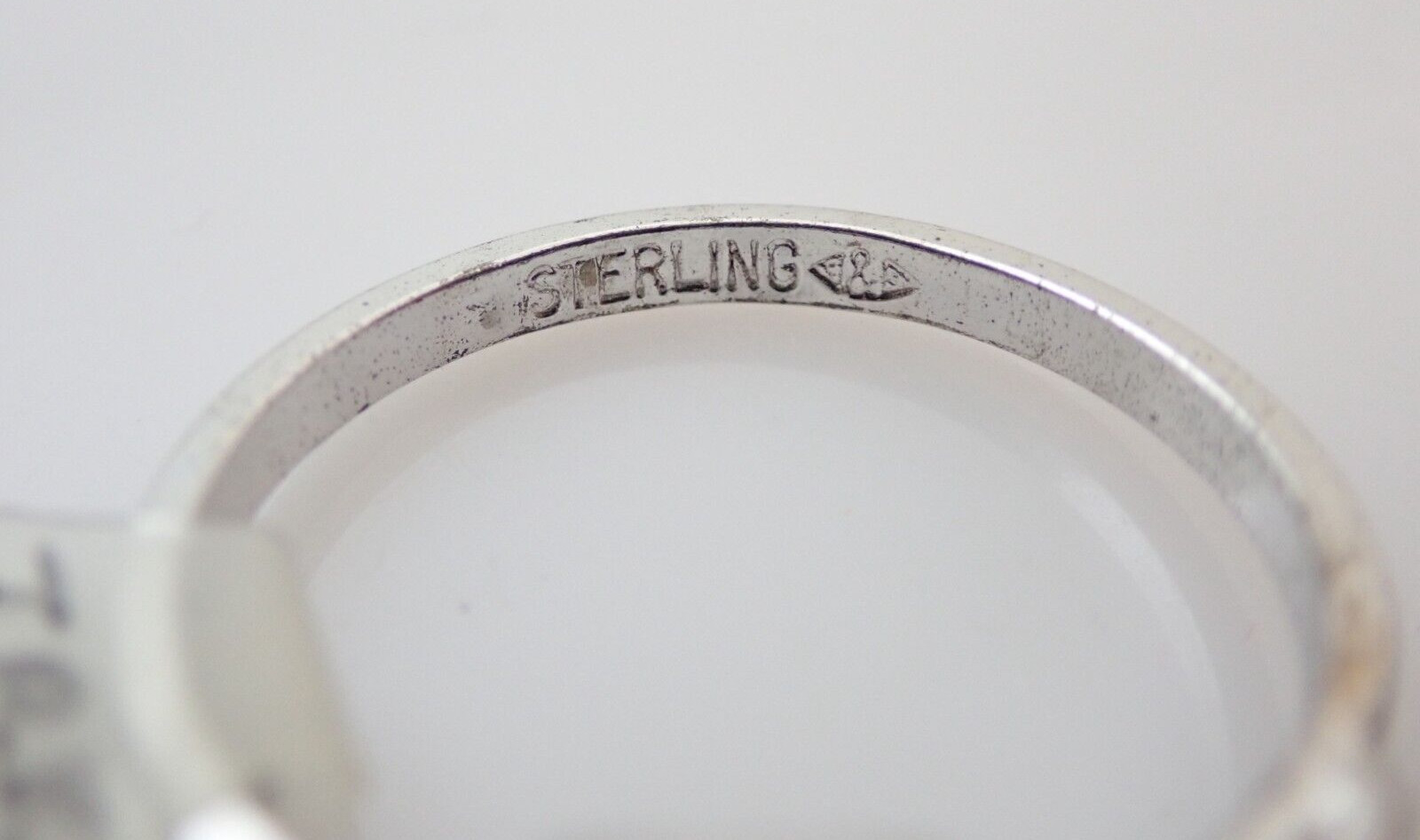 Vintage Art Deco Clark Coombs Signet Initial Emblem Onyx Sterling Band Ring NOS9