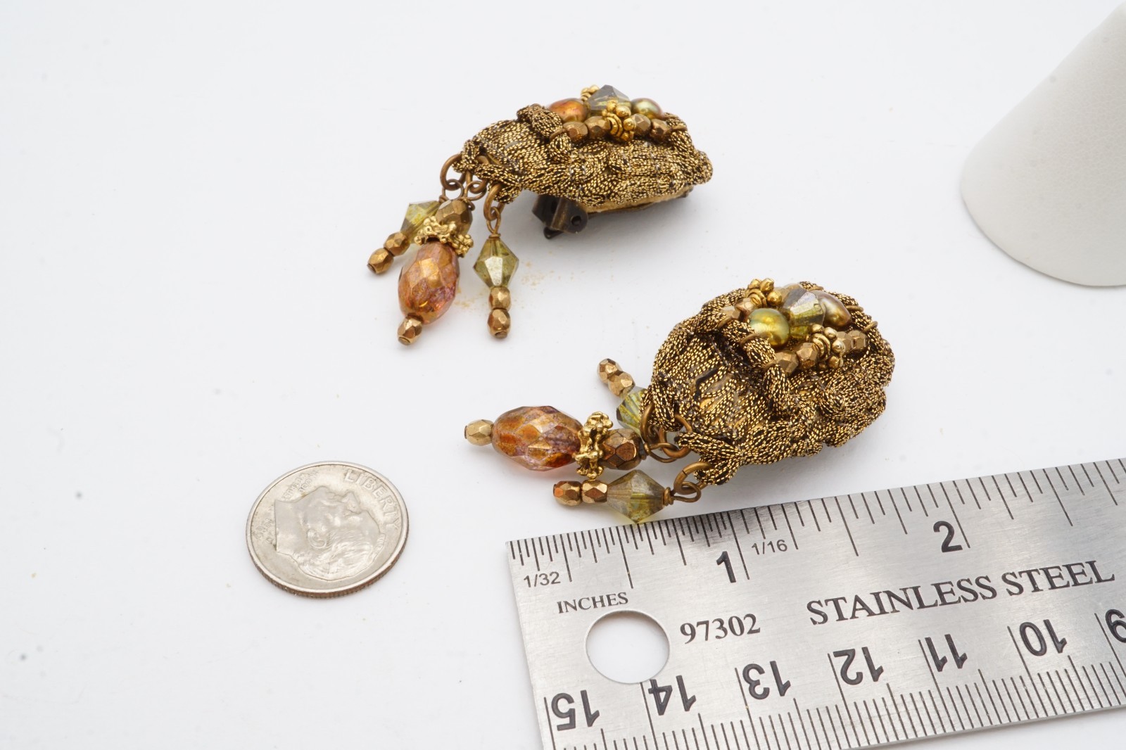 Vintage Clip On Earrings Gold Tone Glass Bead Mesh