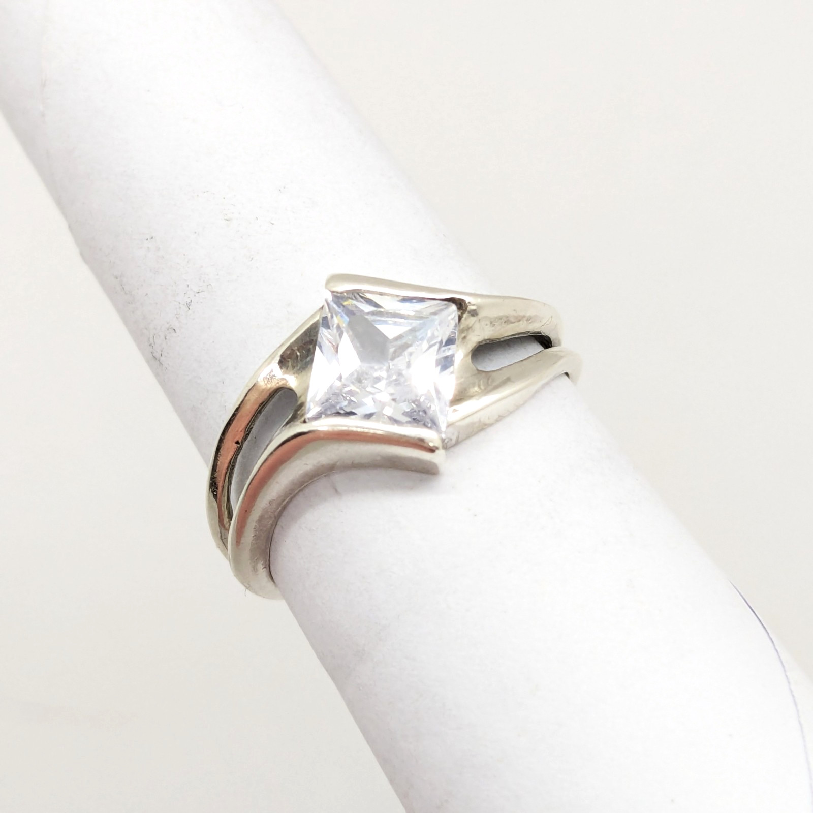 Vintage Elegant RING Silver 925 with Chic Bright Stone -size: 9.25US (19mm)| #25