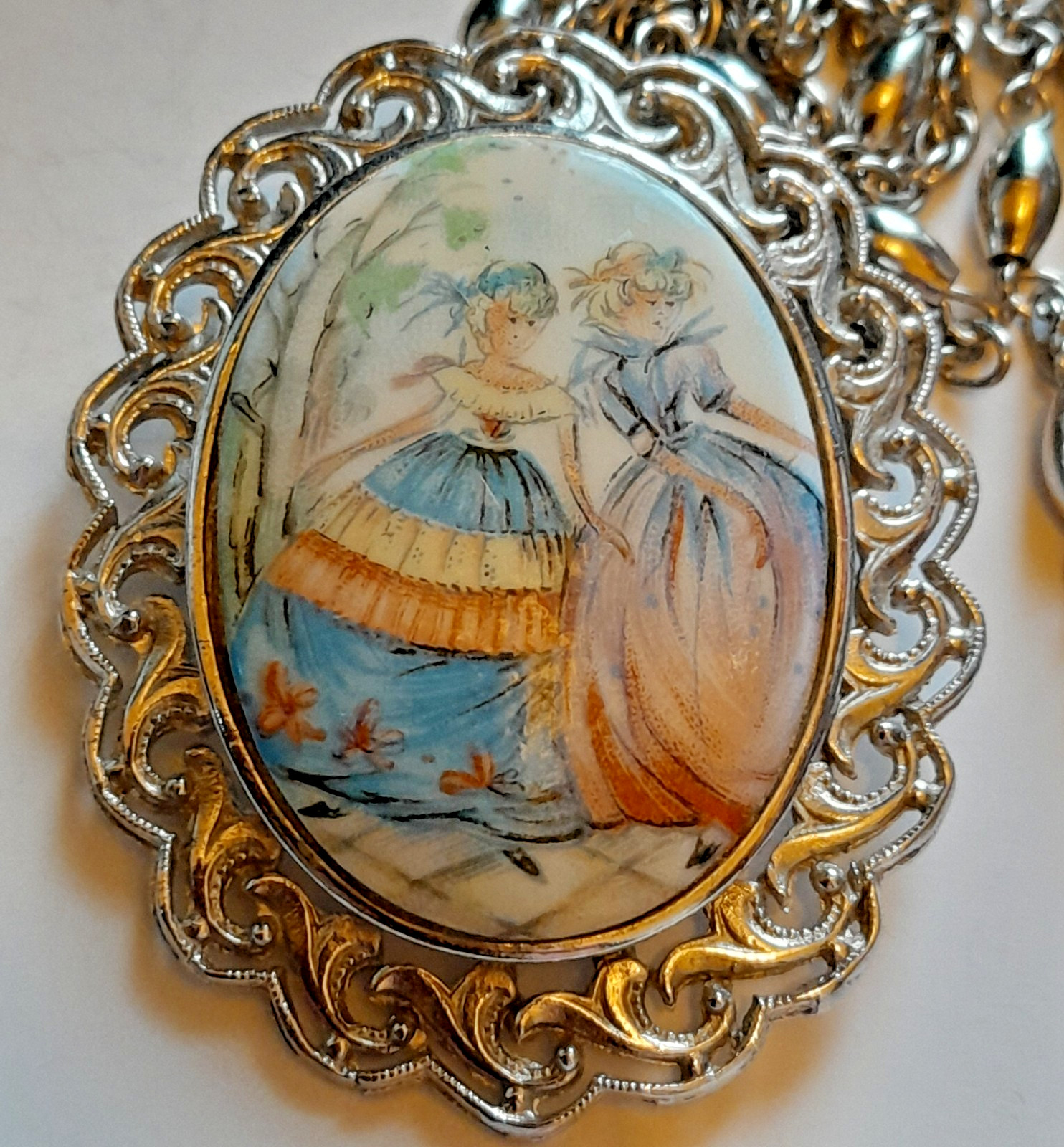 Vintage UNCAS 12K Gold Filled Pendant Necklace Hand Painted Porcelain 80cm Chain