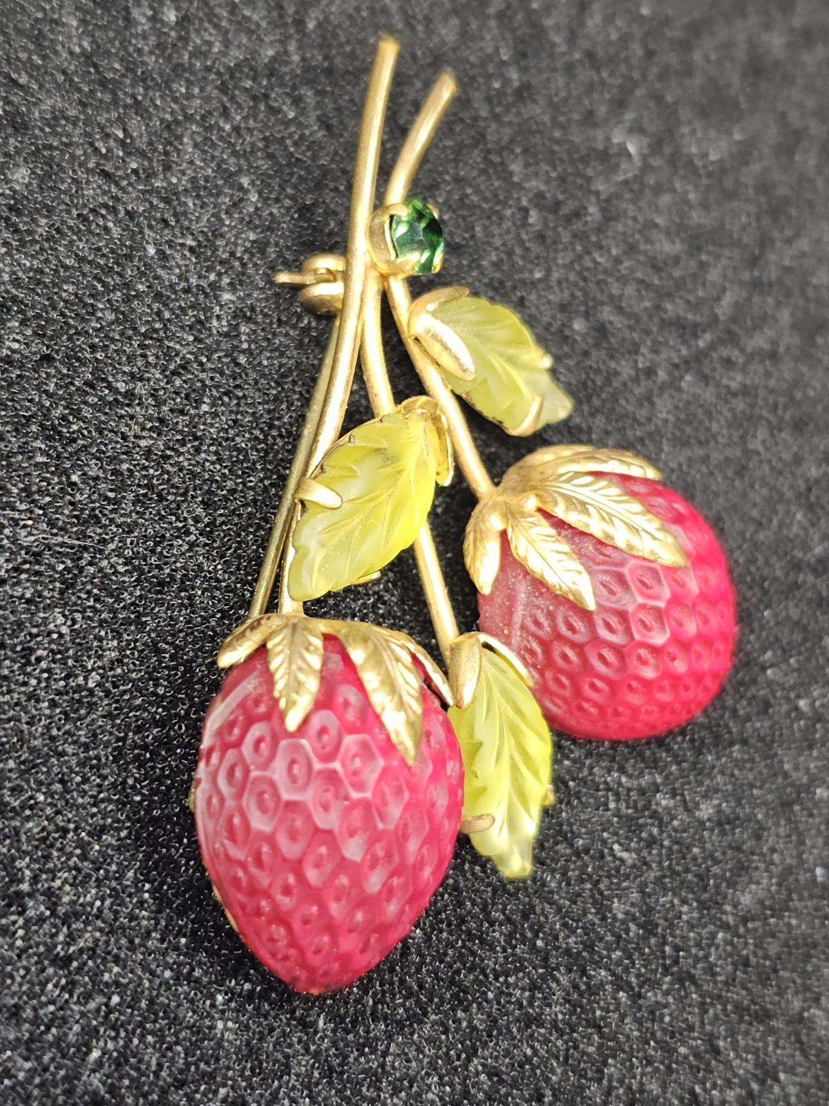 Vintage Austria Strawberry Brooch Frosted Red Glass Fruit Rhinestone Pin