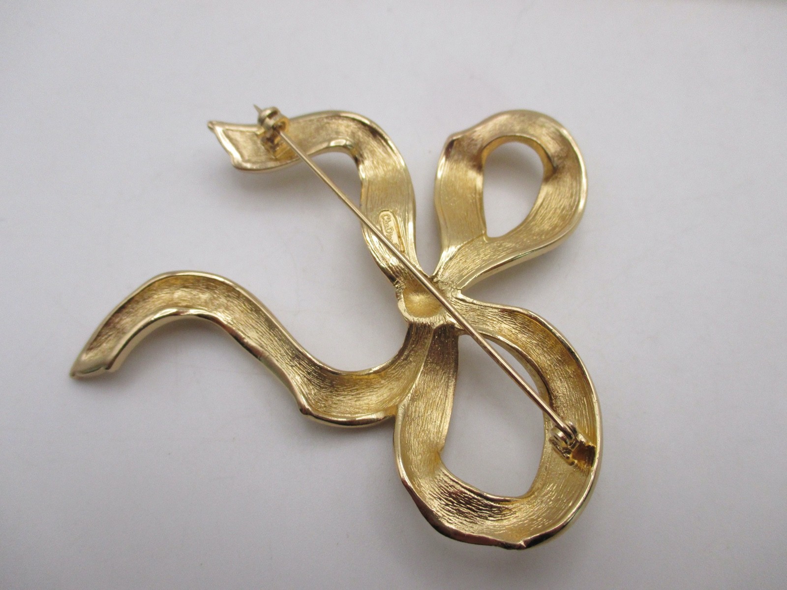 VTG 1980’s Christian Dior CD Logo Large Ribbon Brooch 3 1/4″