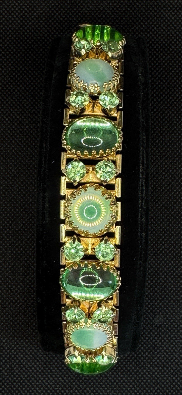 Vtg Green Oval Cabochon Bracelet Round Lt Green Rhinestones Glow Under UV Gold