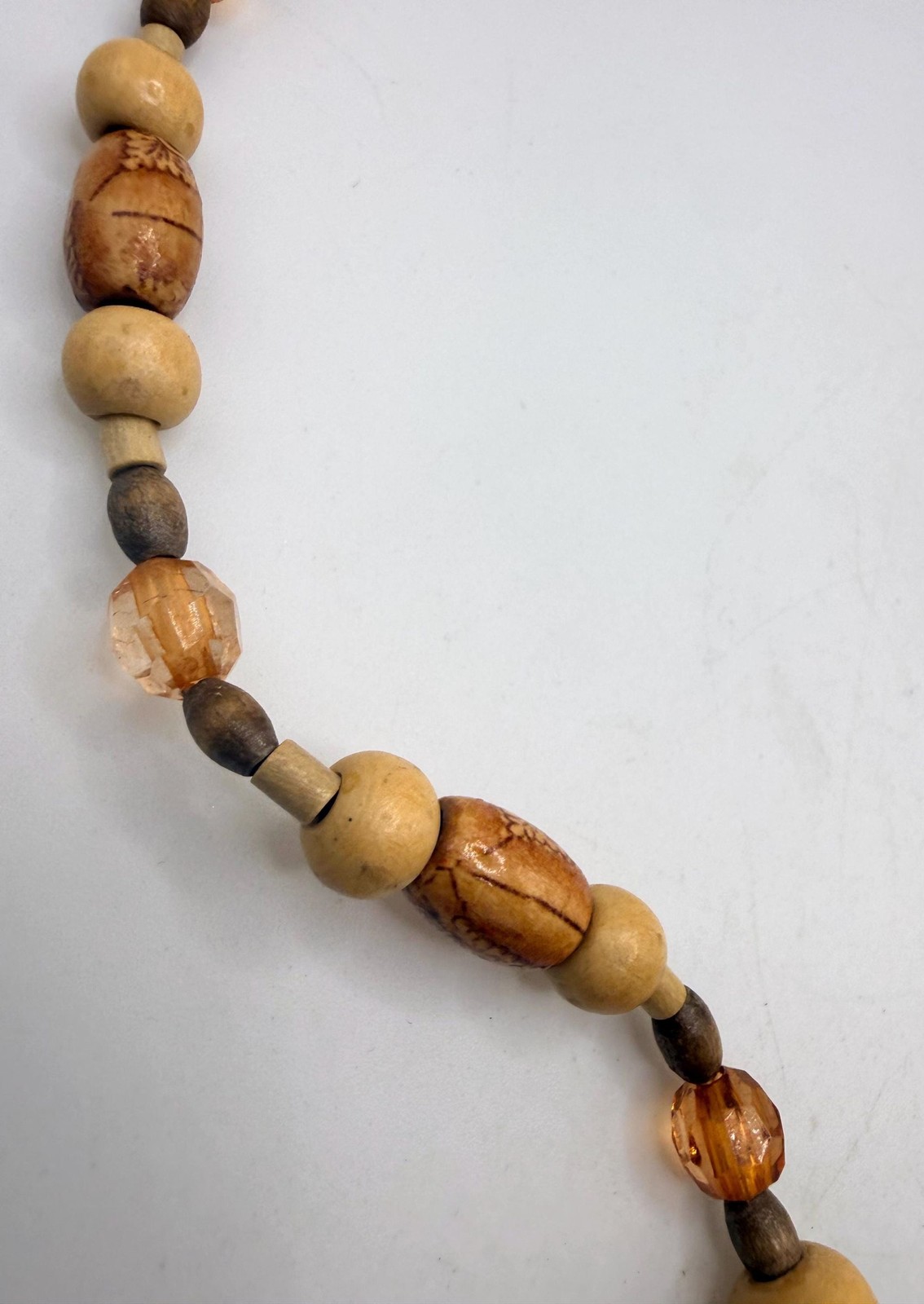 Vintage light and dark wood bleached design beaded necklace 22 inch