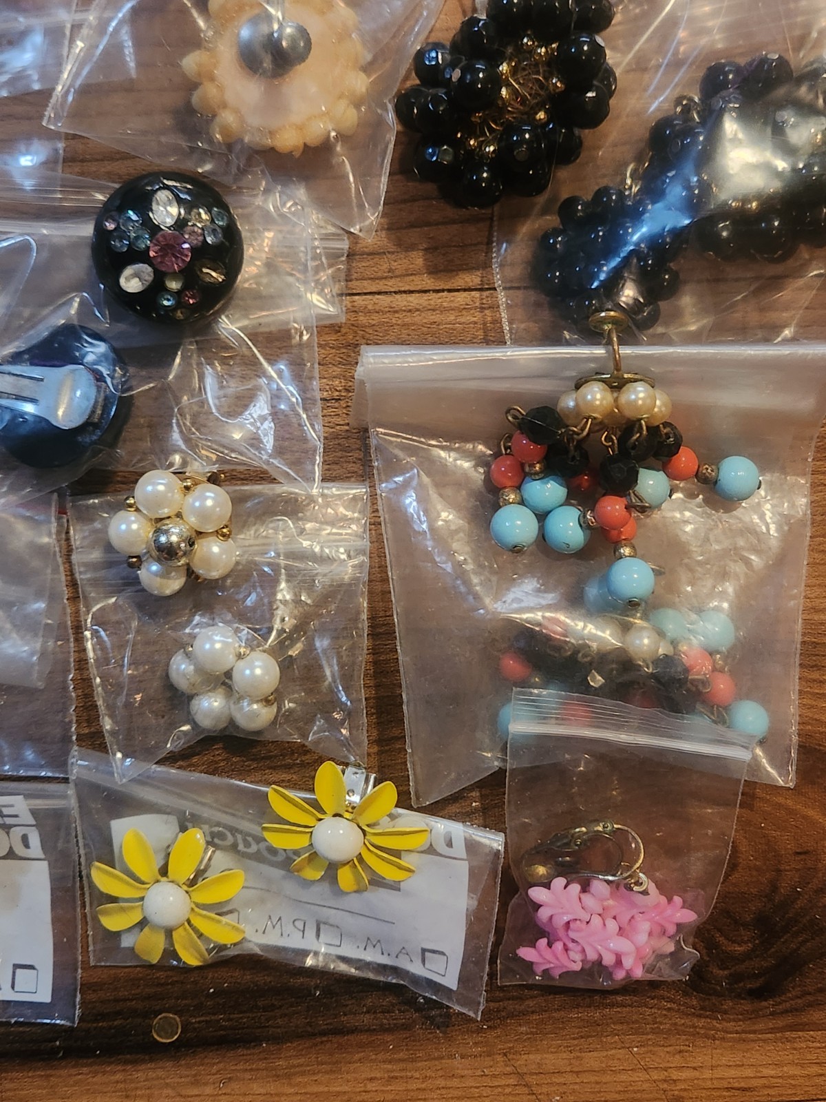 Vintage Flower Bloom Clip-On Earring Lot of 15 Signed Hong Kong Japan & Unsigned