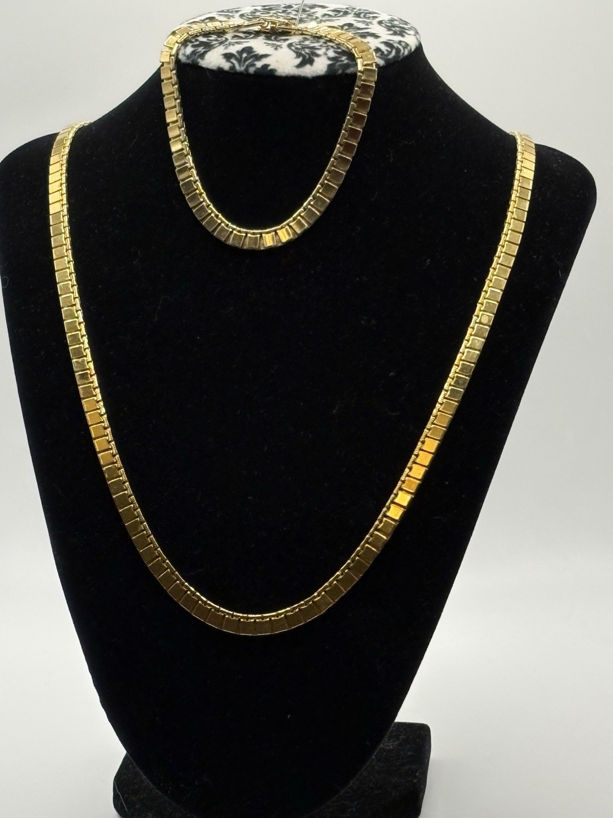 Monet Vintage Necklace And Bracelet