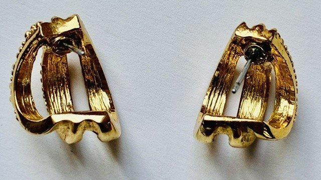 Vintage Pierced Earrings Gold-tone Clear Rhinestone Crystal Earrings