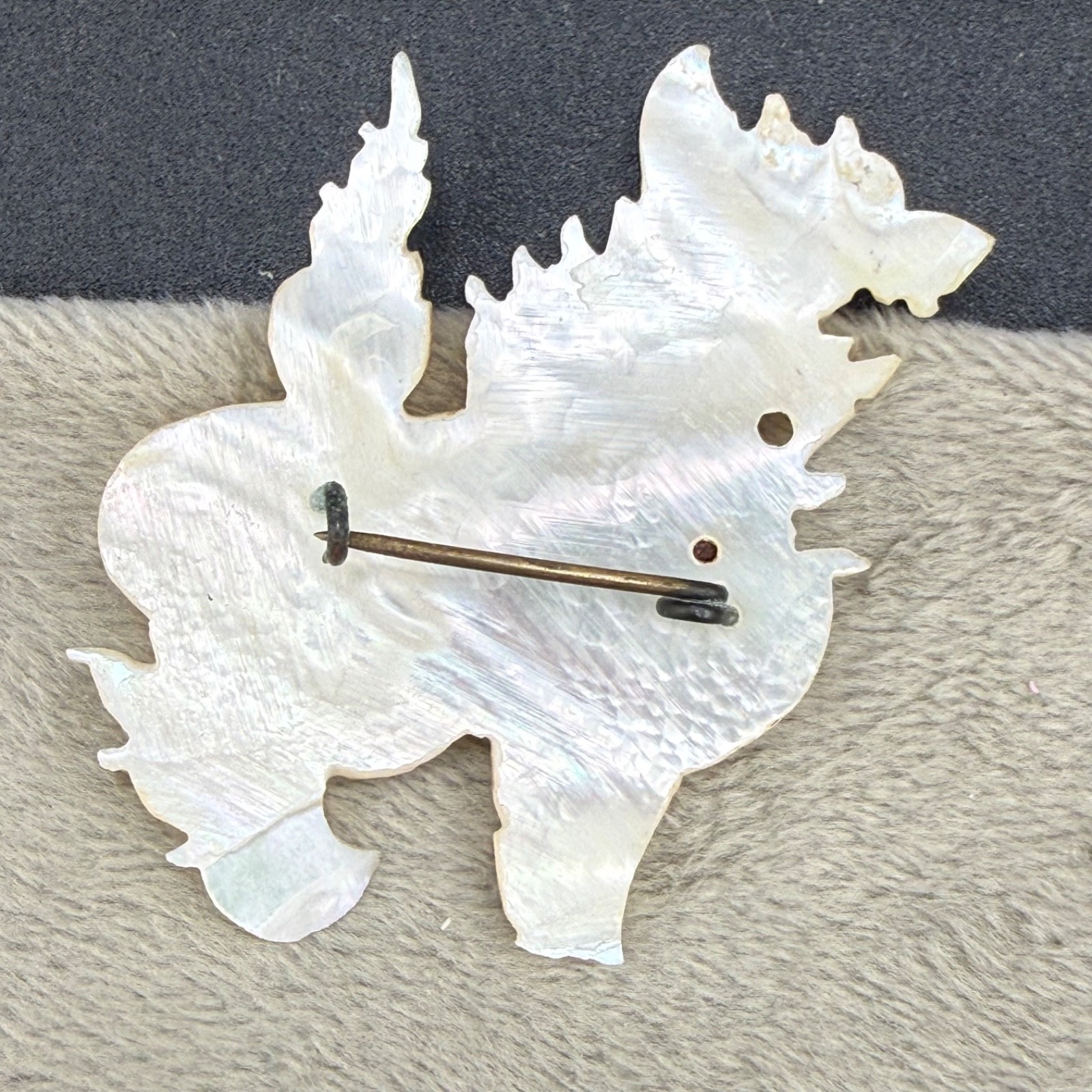 Vintage Mother of Pearl Foo Dog Brooch Lion