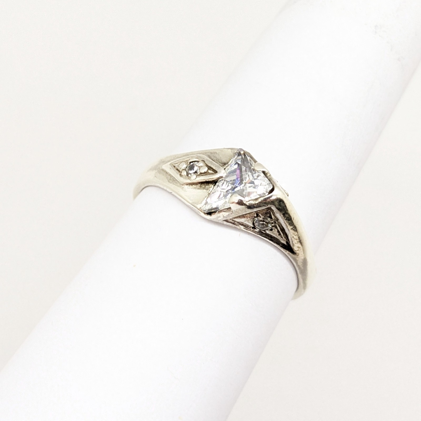 Vintage Elegant RING Silver 925 with Bright Stone -size: 10.5US (20mm) Ukrain#38