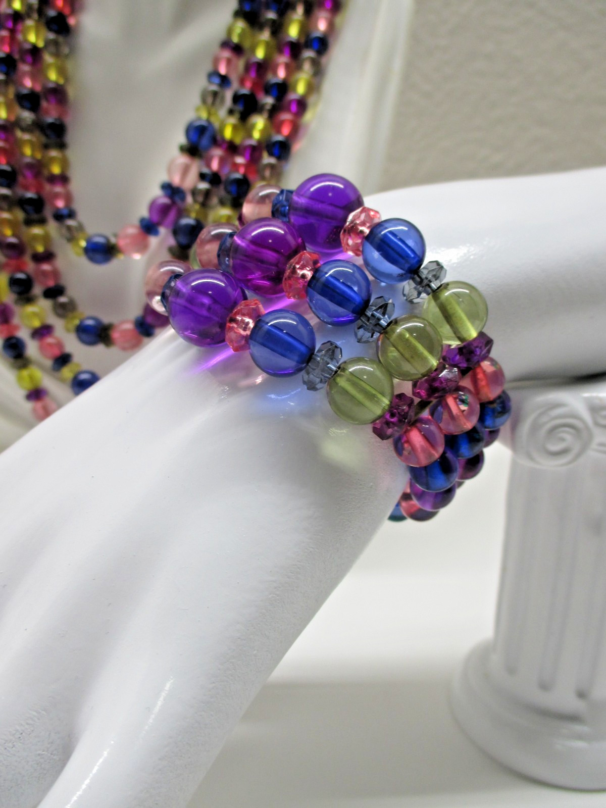 Vintage Multicolor Beaded Necklace and Bracelet Set